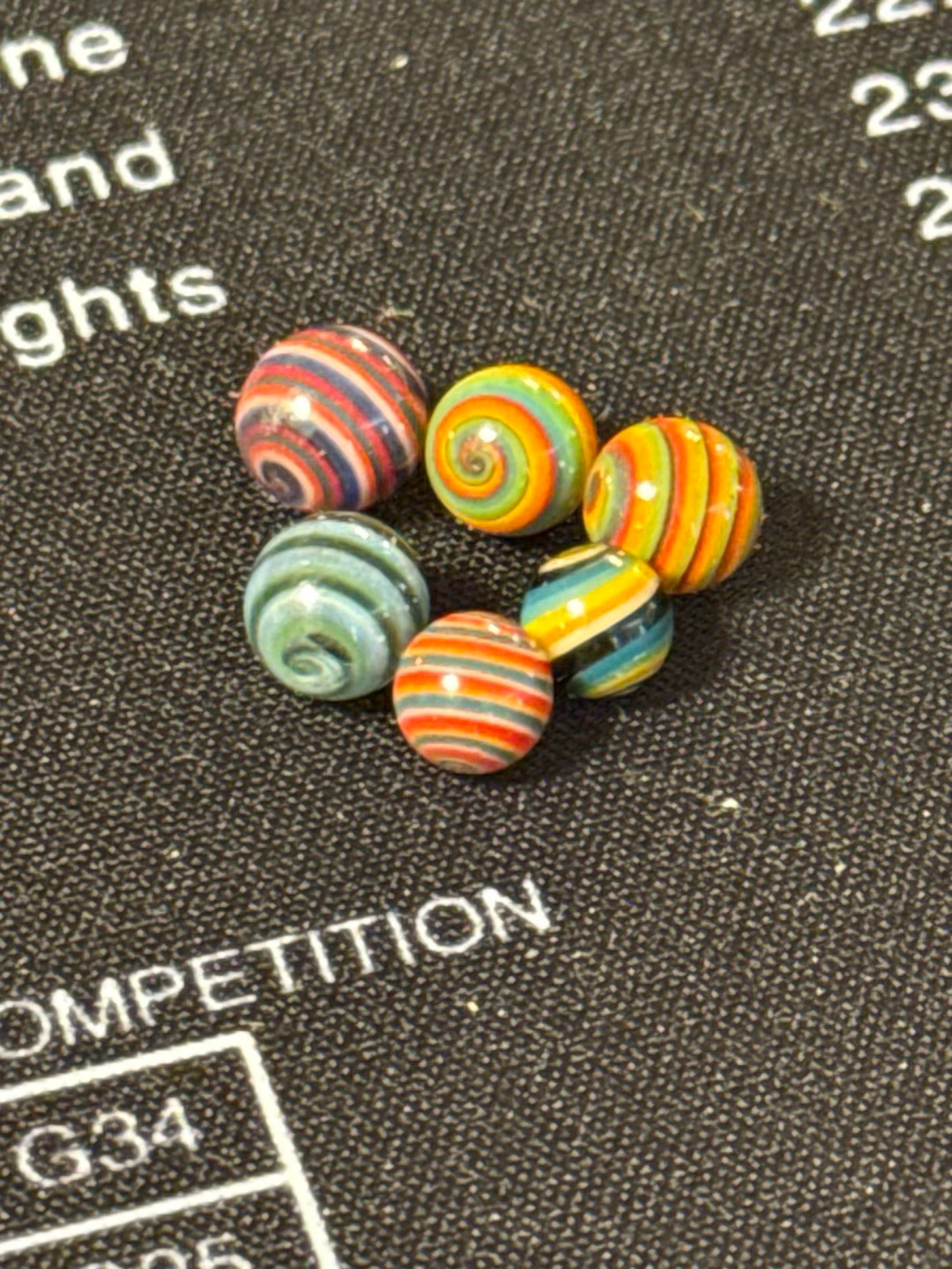Preview pic of Chunk pearls lot of 6
