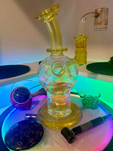 Preview pic of Fatboy glass exo