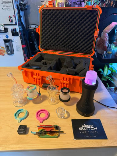 Preview pic of Original Dr. Dabber Switch Desktop Induction Device – Great Condition