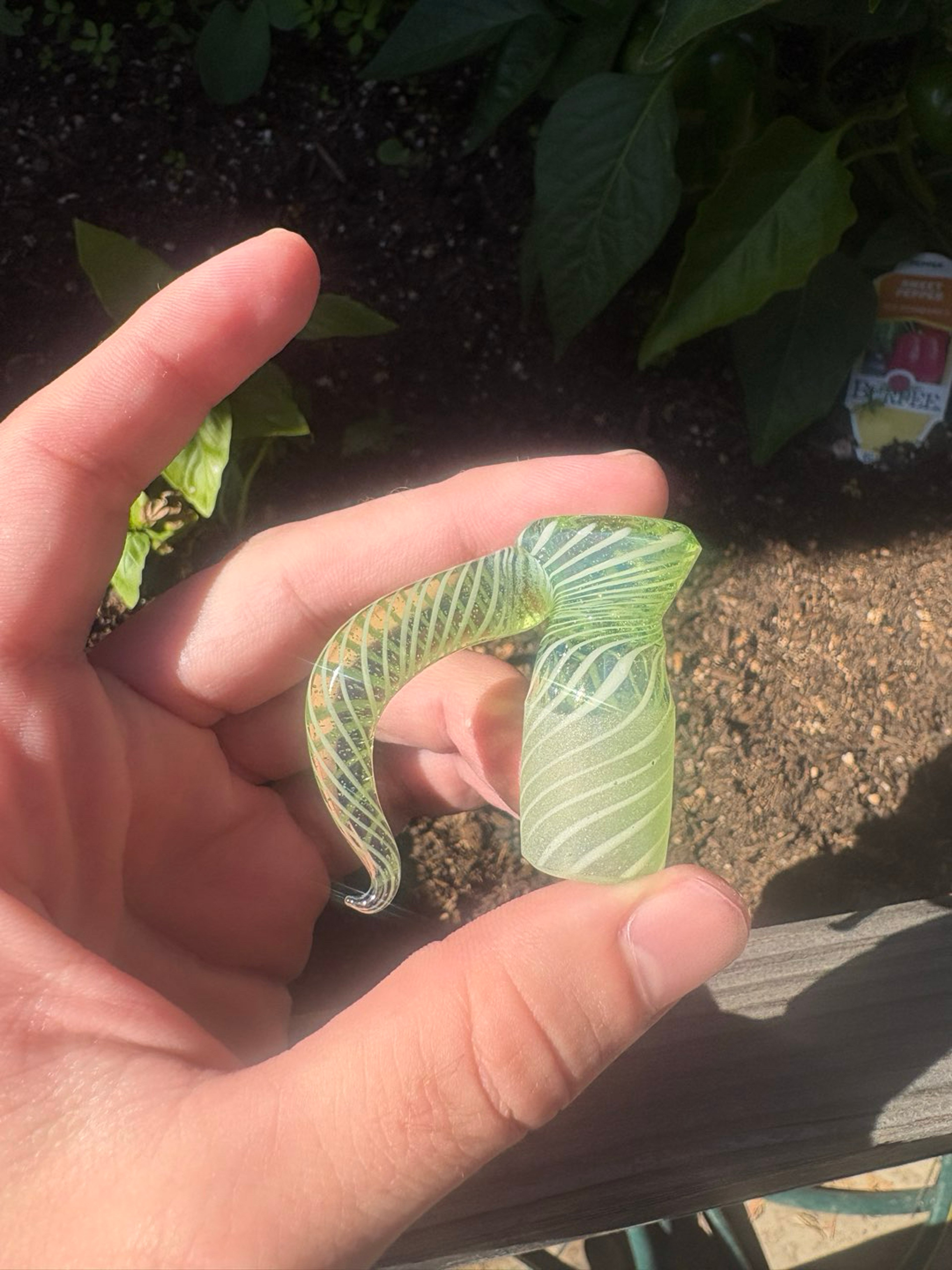 Preview pic of FW Transparent green with white line work 4 hole Slide