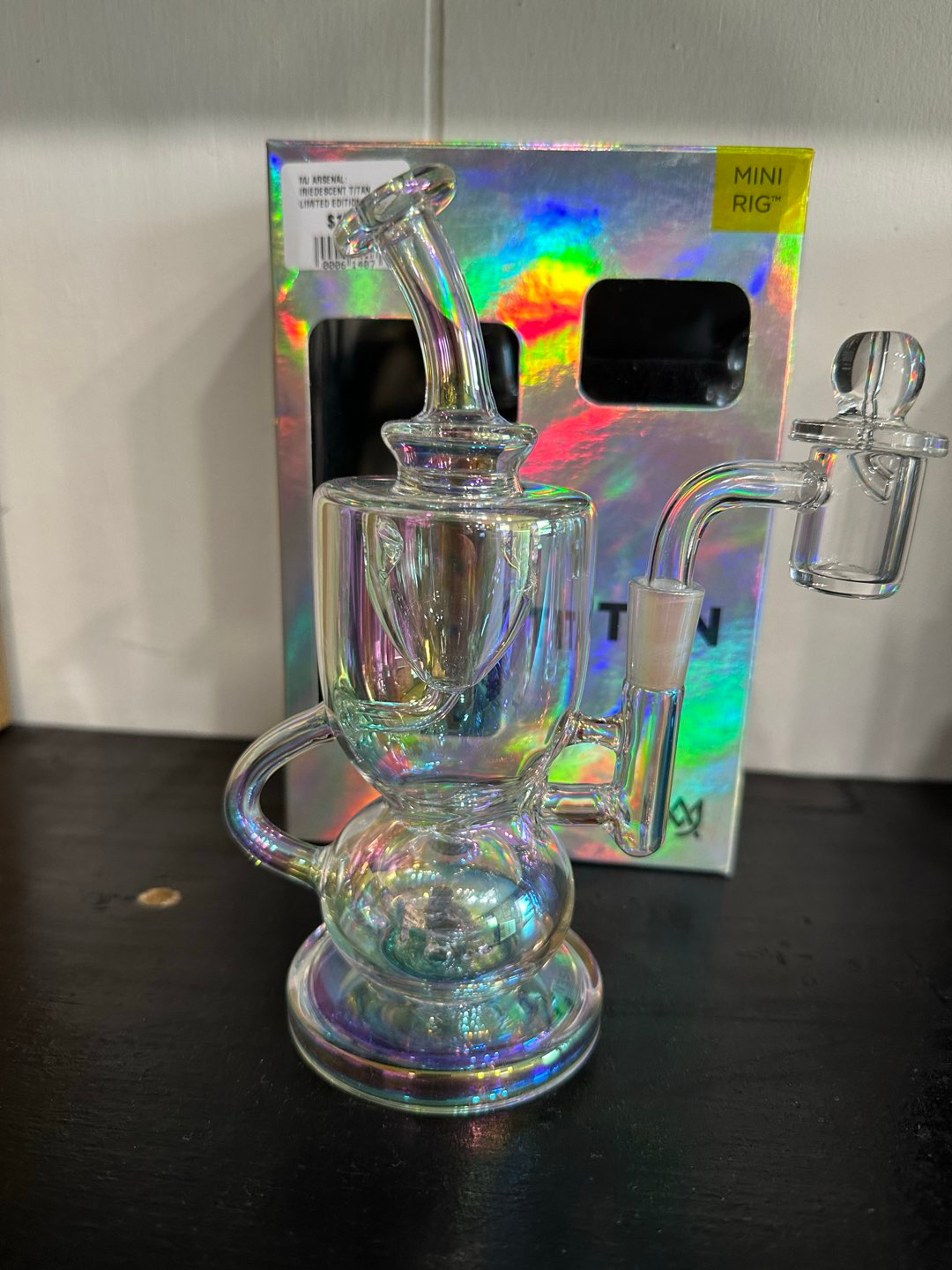 Preview pic of MJ Arsenal Titan Mini Dab Rig