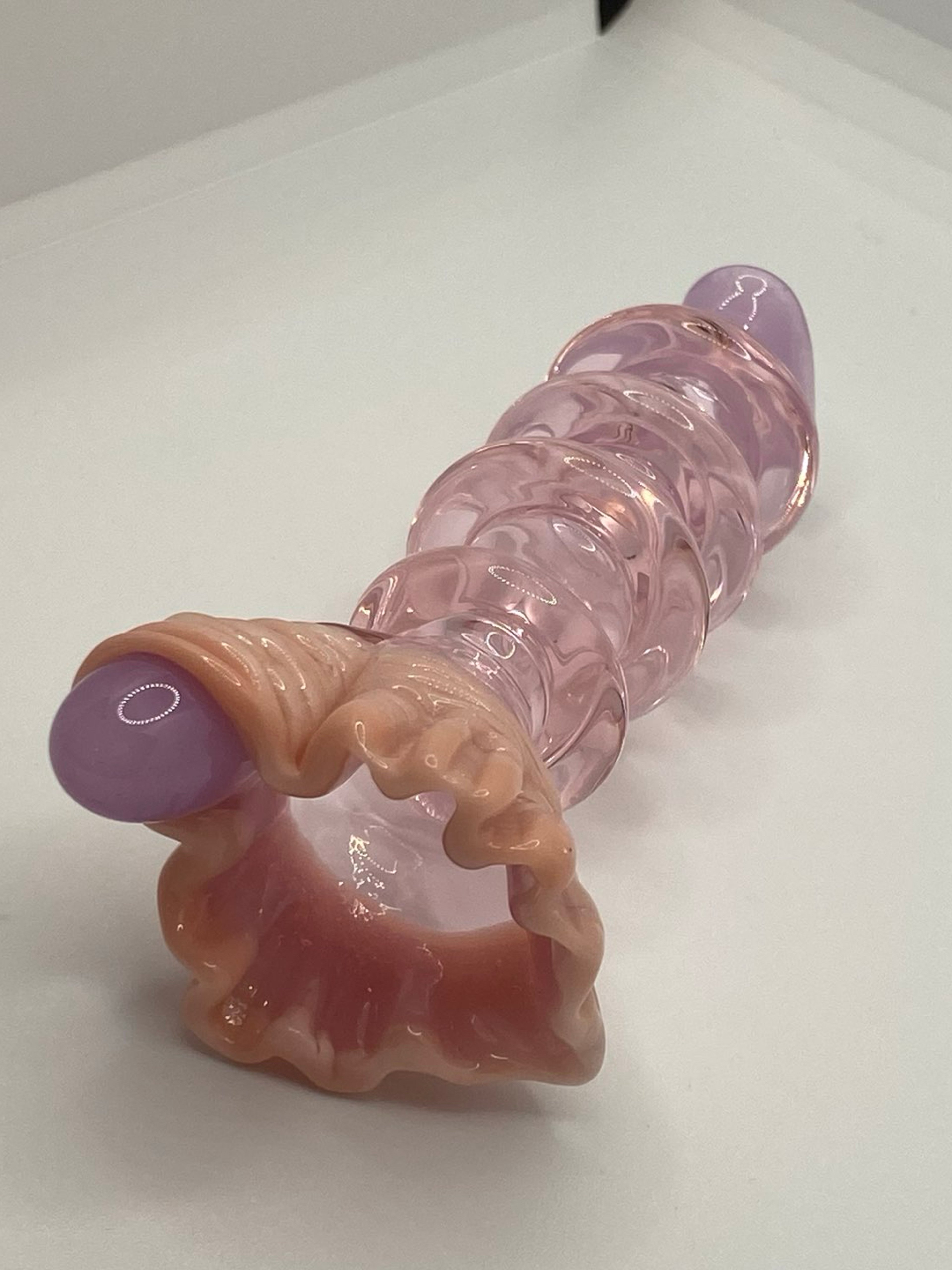 Preview pic of Big Clit Chillum