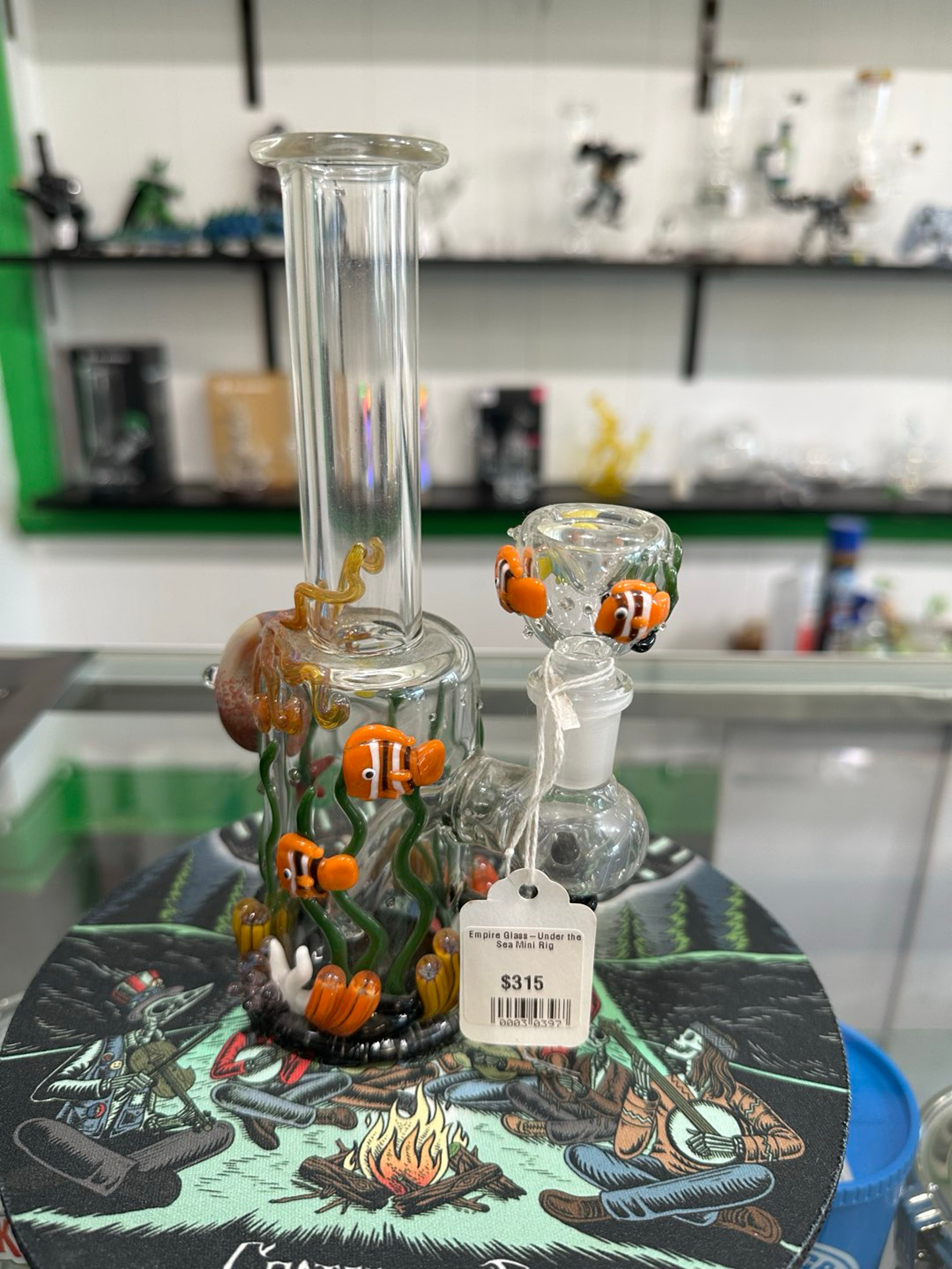 Preview pic of Empire Glass - Under the sea mini rig