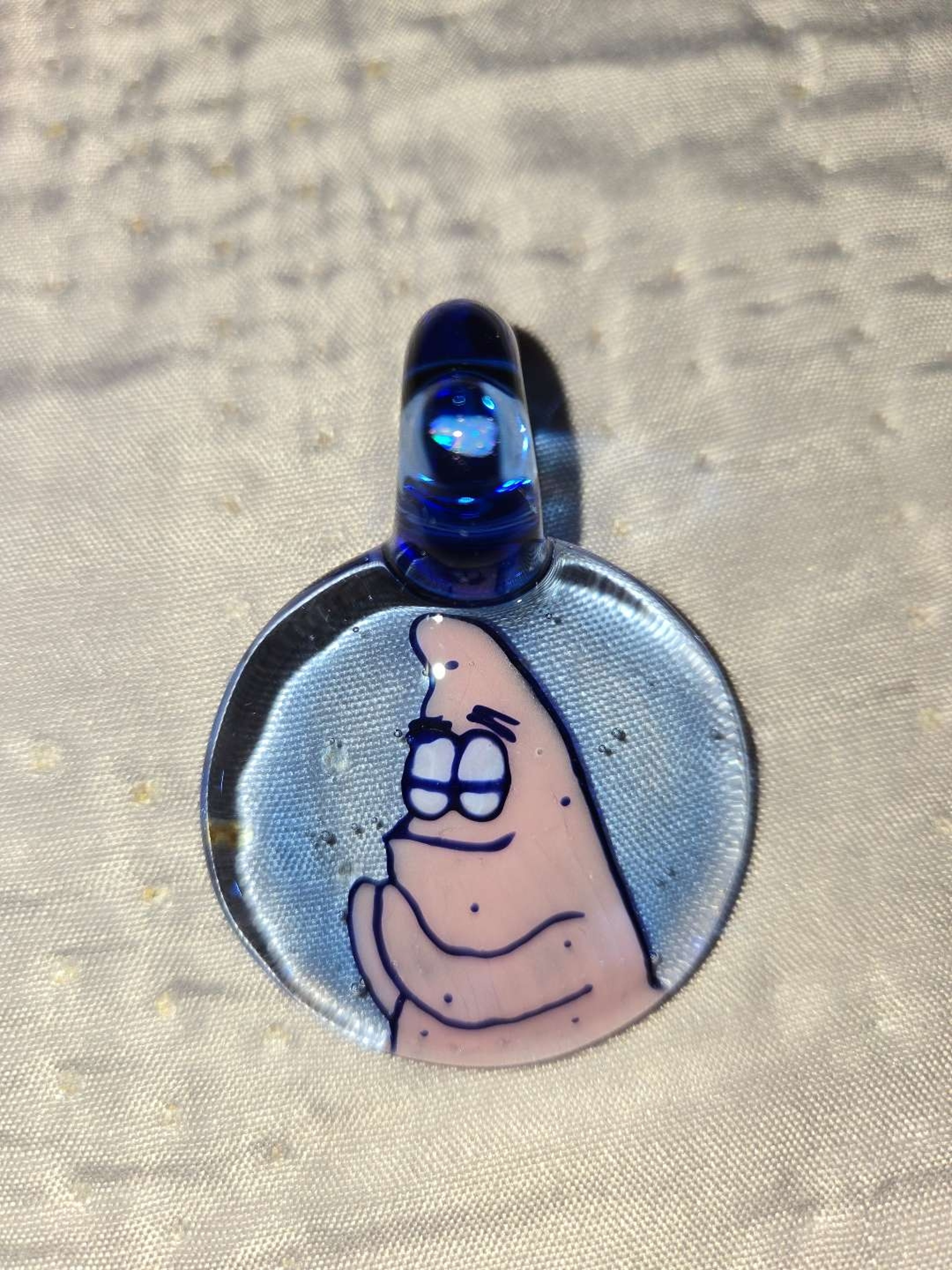 Preview pic of Avi glass Patrick pendant