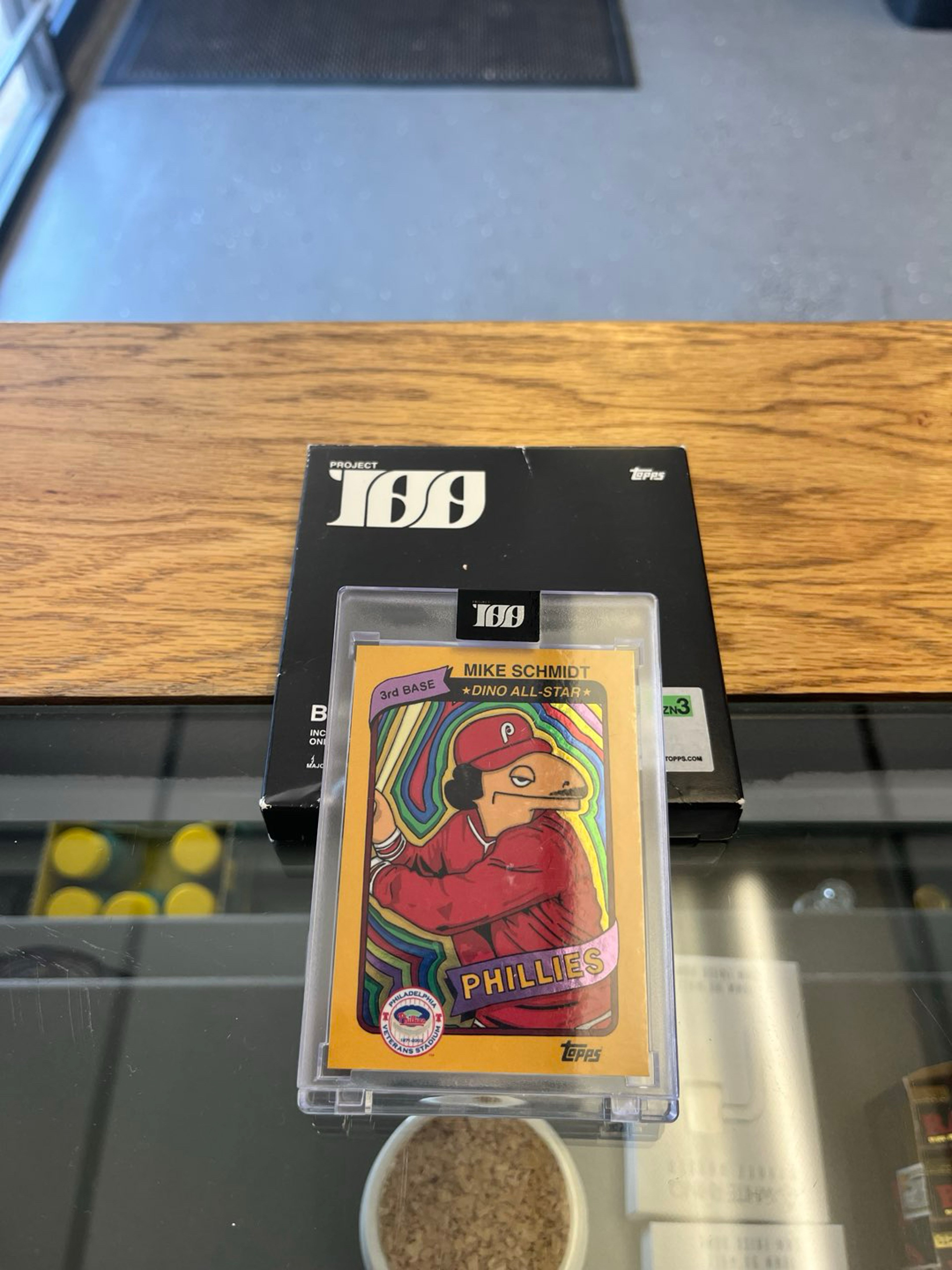Preview pic of Elbo / Topps Baseball Card