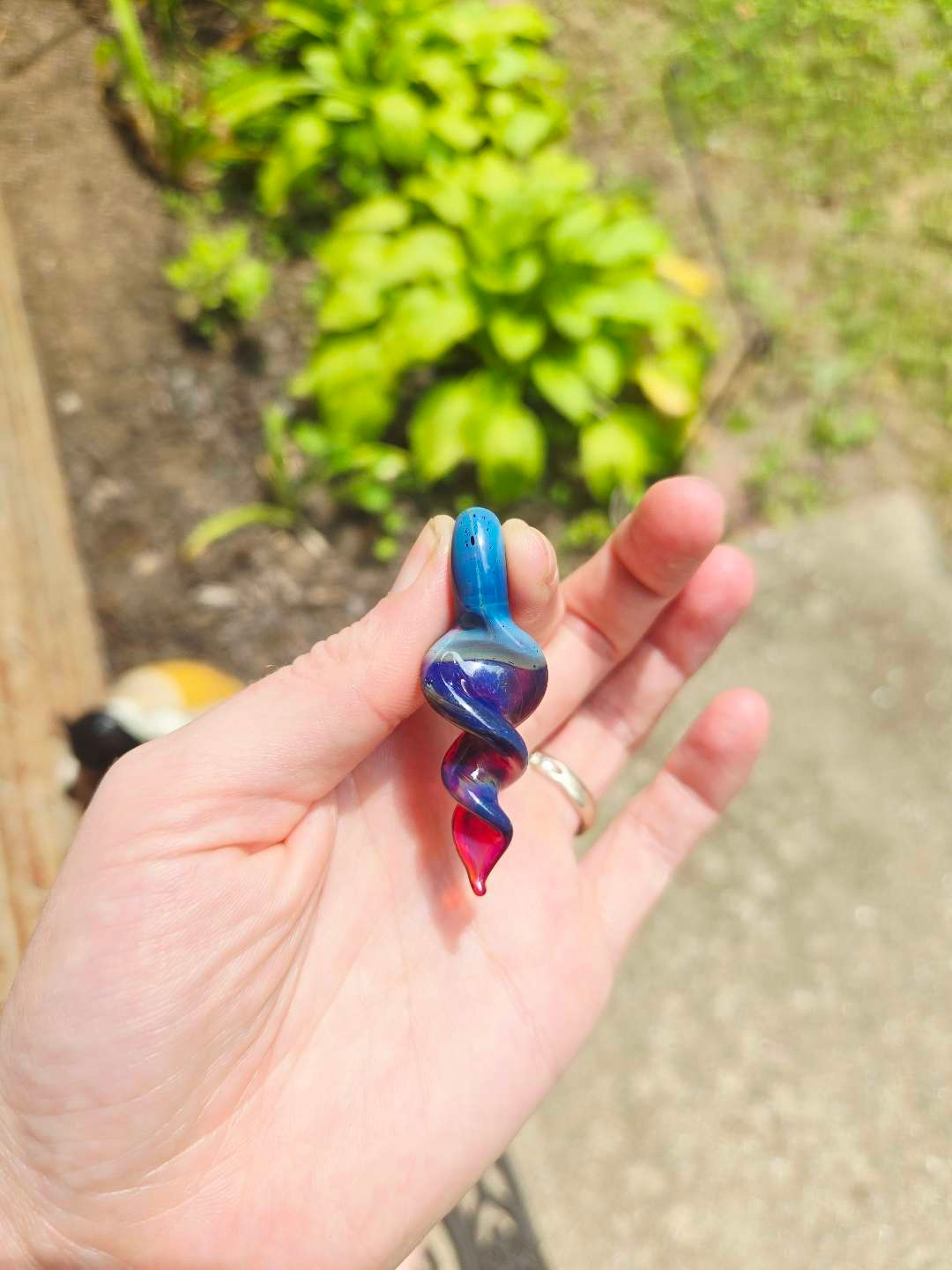 Preview pic of AP Twist Pendant