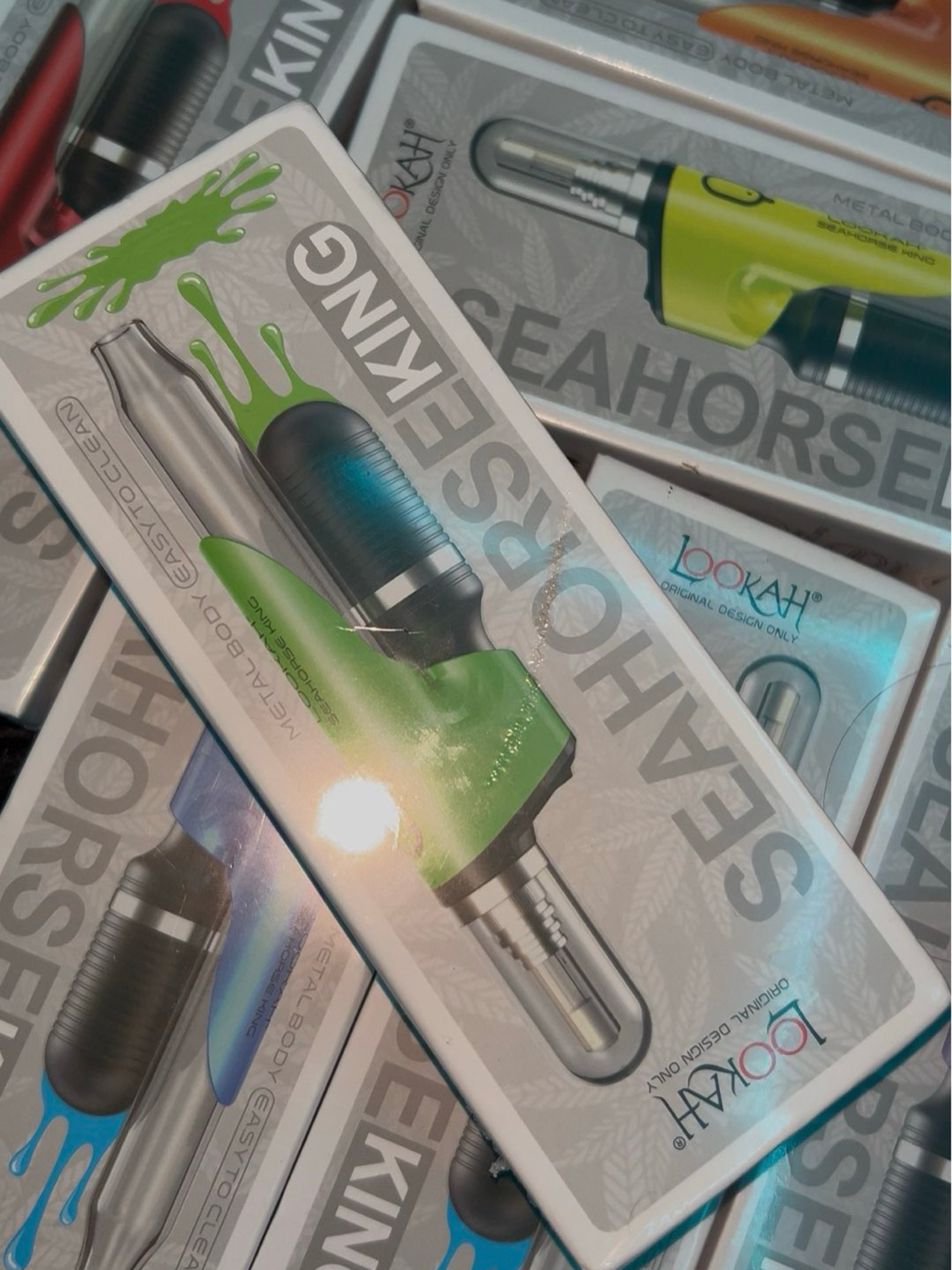 Lookah seahorse king—GREEN image 0