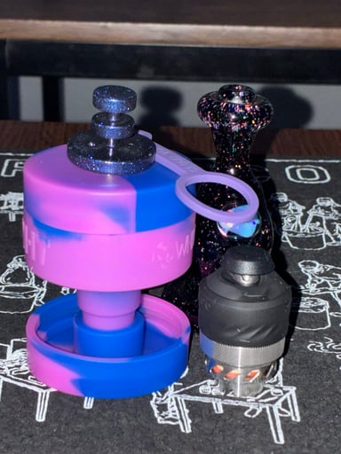 Preview pic of Puffco Peak Pro Dab Bundle