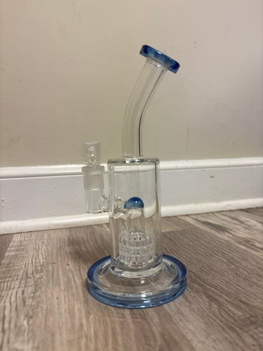 Preview pic of 8 inch dab rig and pipe