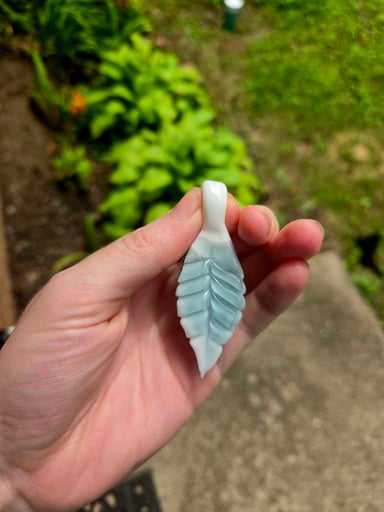Preview pic of Nemo Leaf Pendant