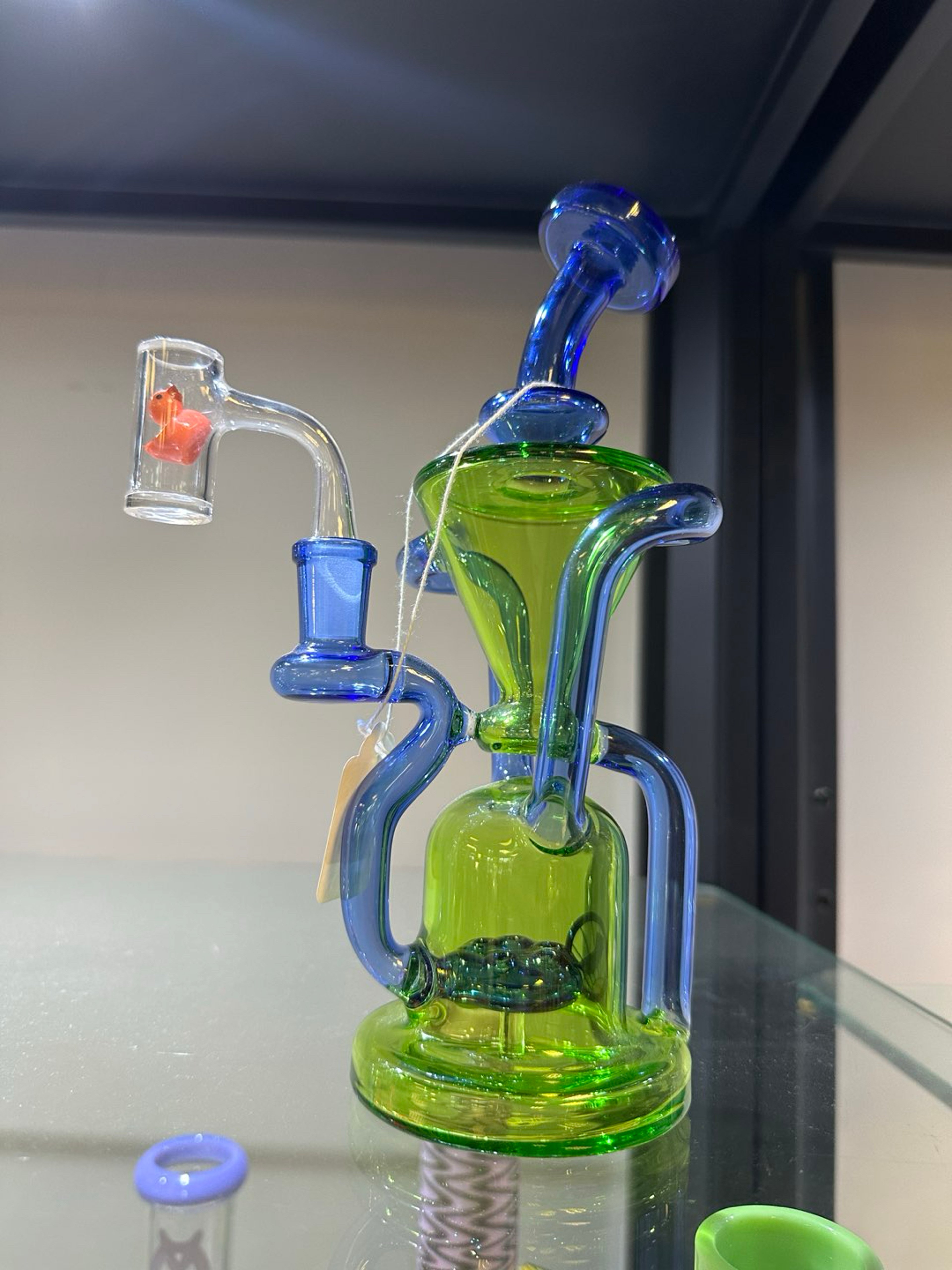 Preview pic of Mav glass 9” Humboldt recycler