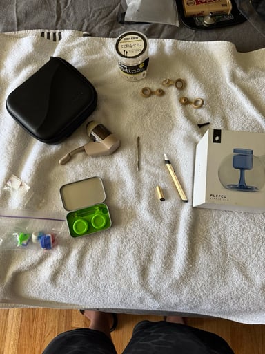 Preview pic of Puffco Proxy with many accessories