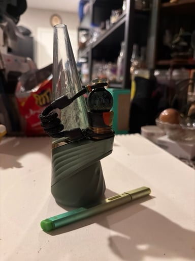 Preview pic of PUFFCO PEAK PRO VAPORIZER FLOURISH LIMITED EDITION
