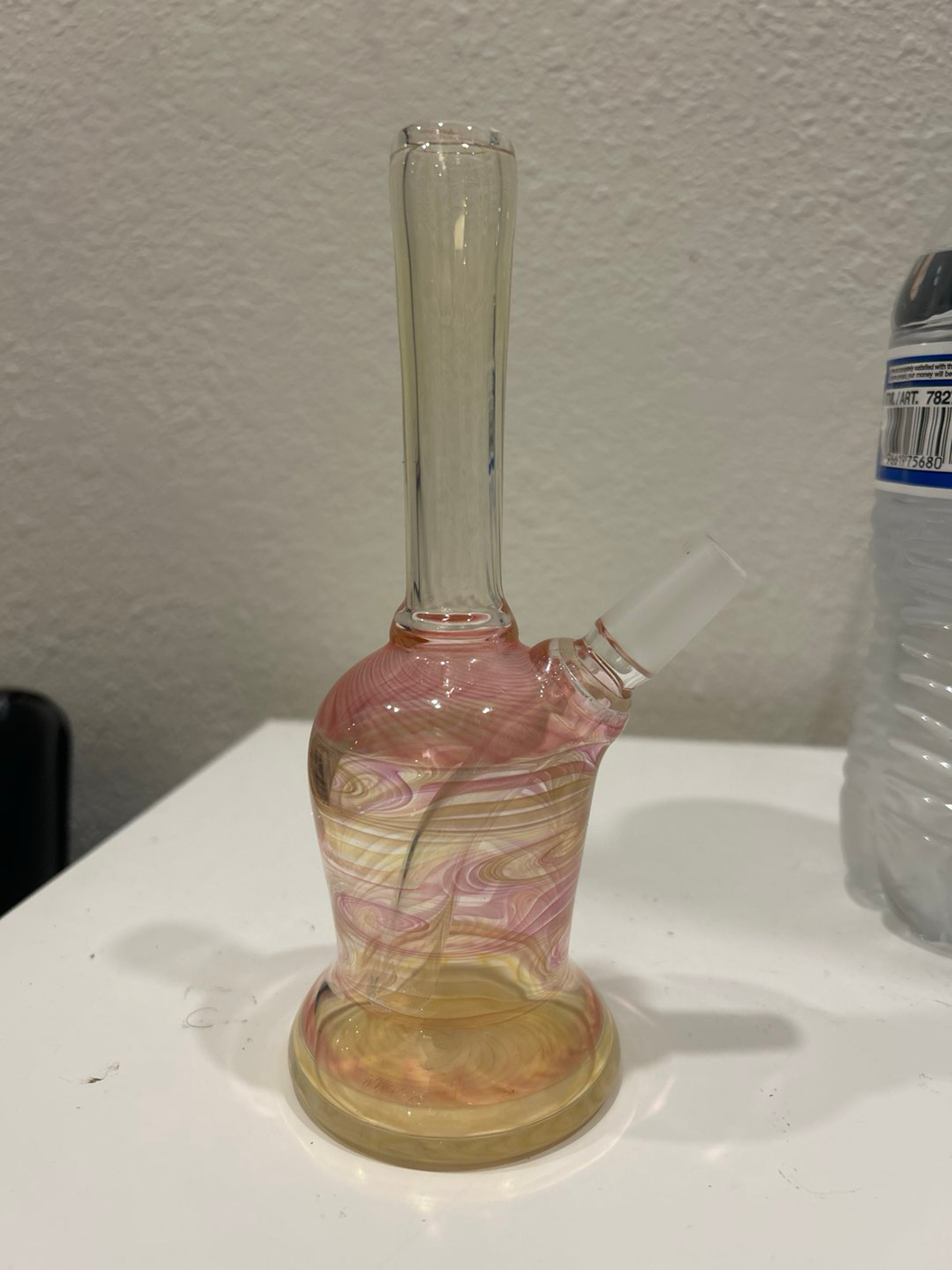 Preview pic of Maka B (Makabillion) 2014 Glass Fumed Bell Rig 14mm