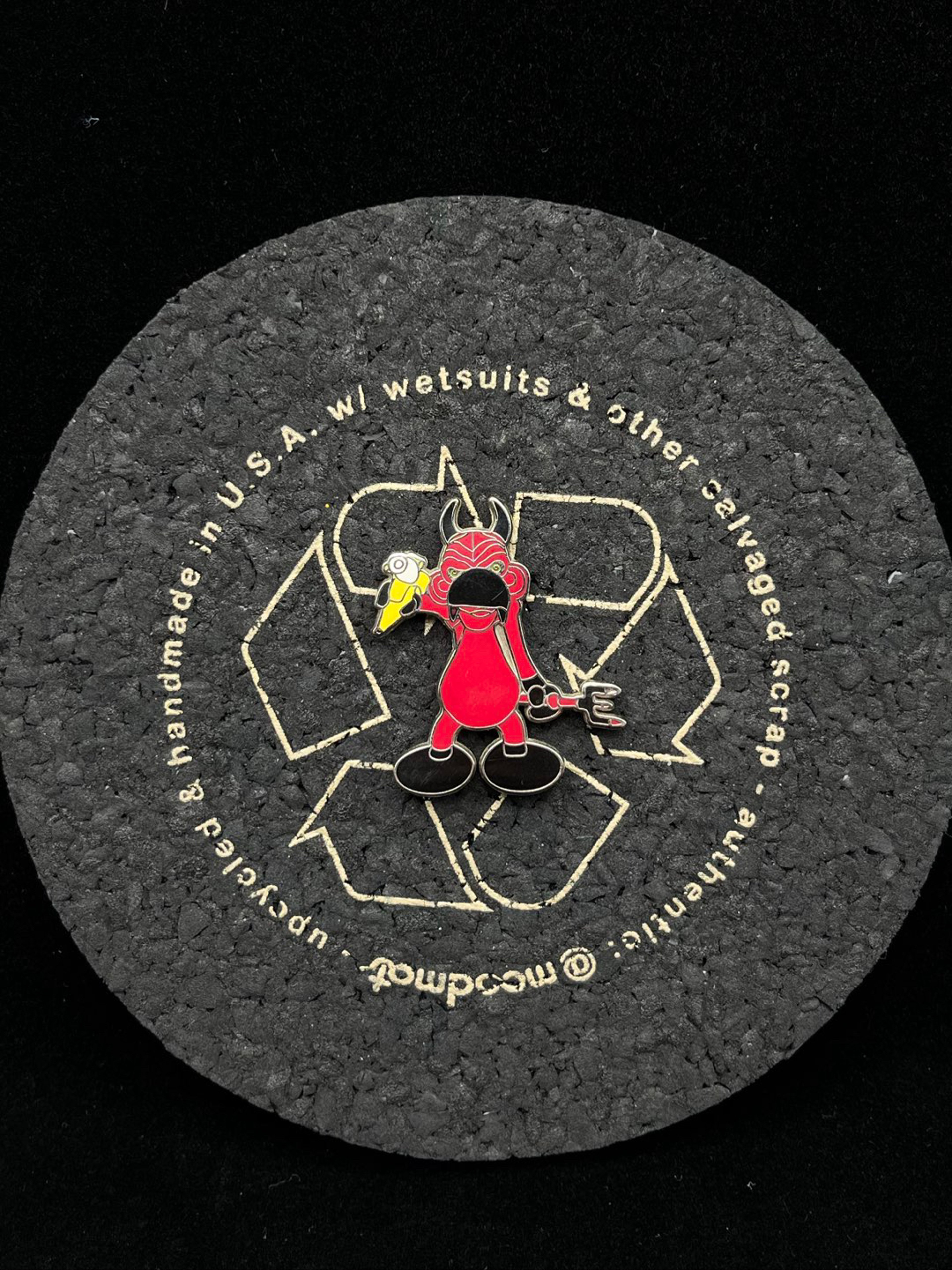 Preview pic of Ryno x Coyle Collab Devil Duck Pin by Team Death Star