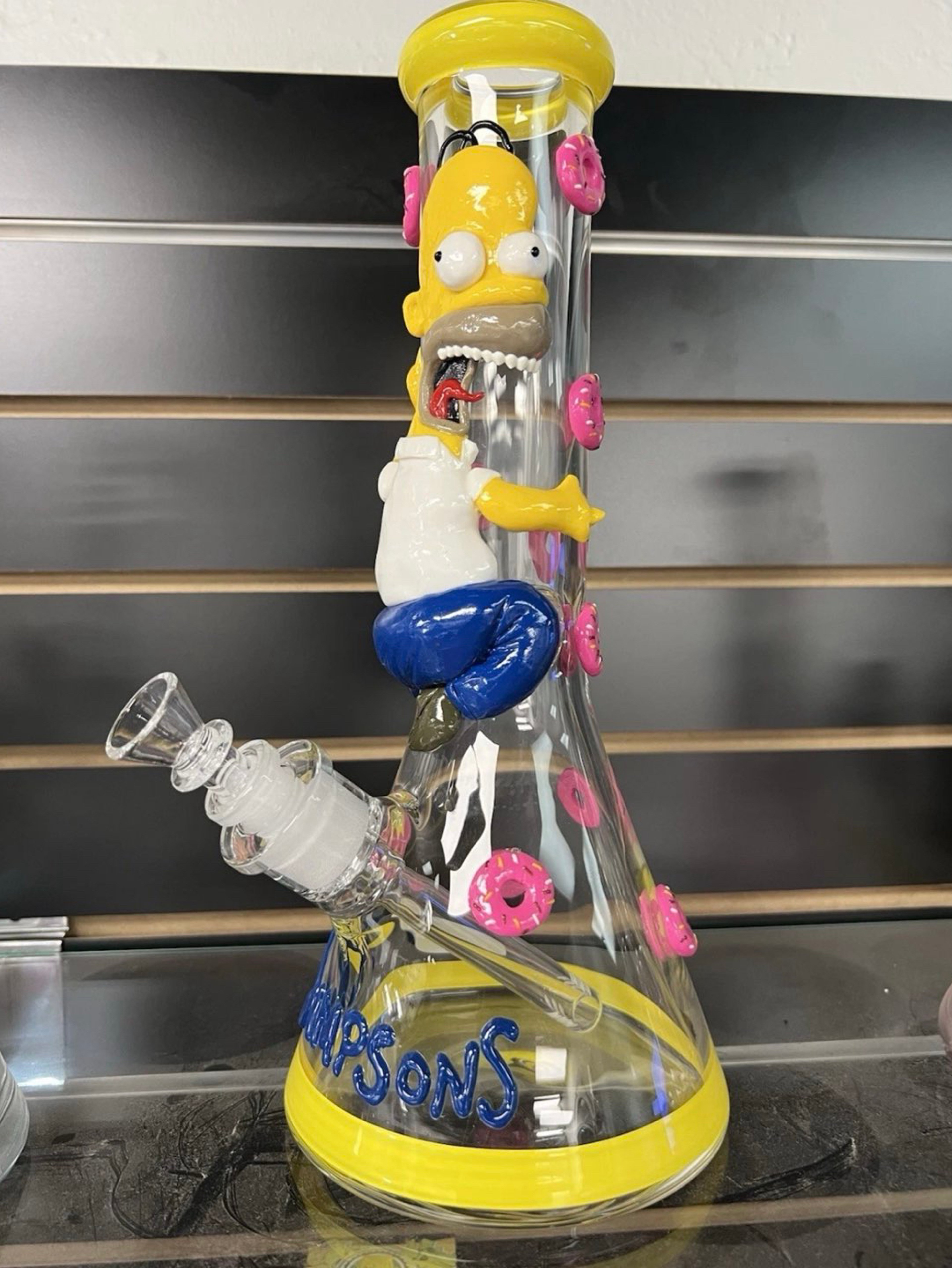 Preview pic of Simpsons Bong Heavy Tall Brand New