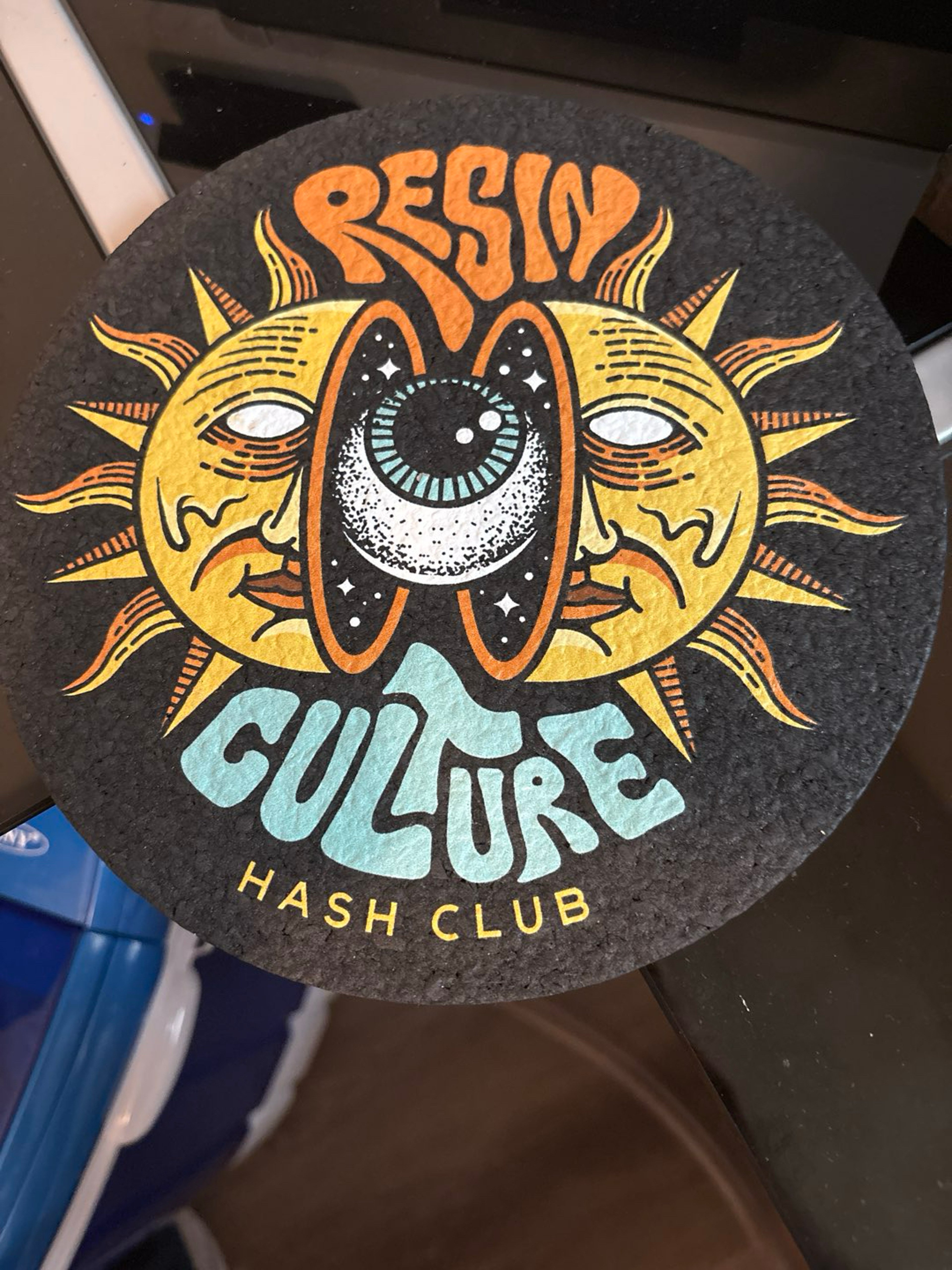Preview pic of Resin culture hash club