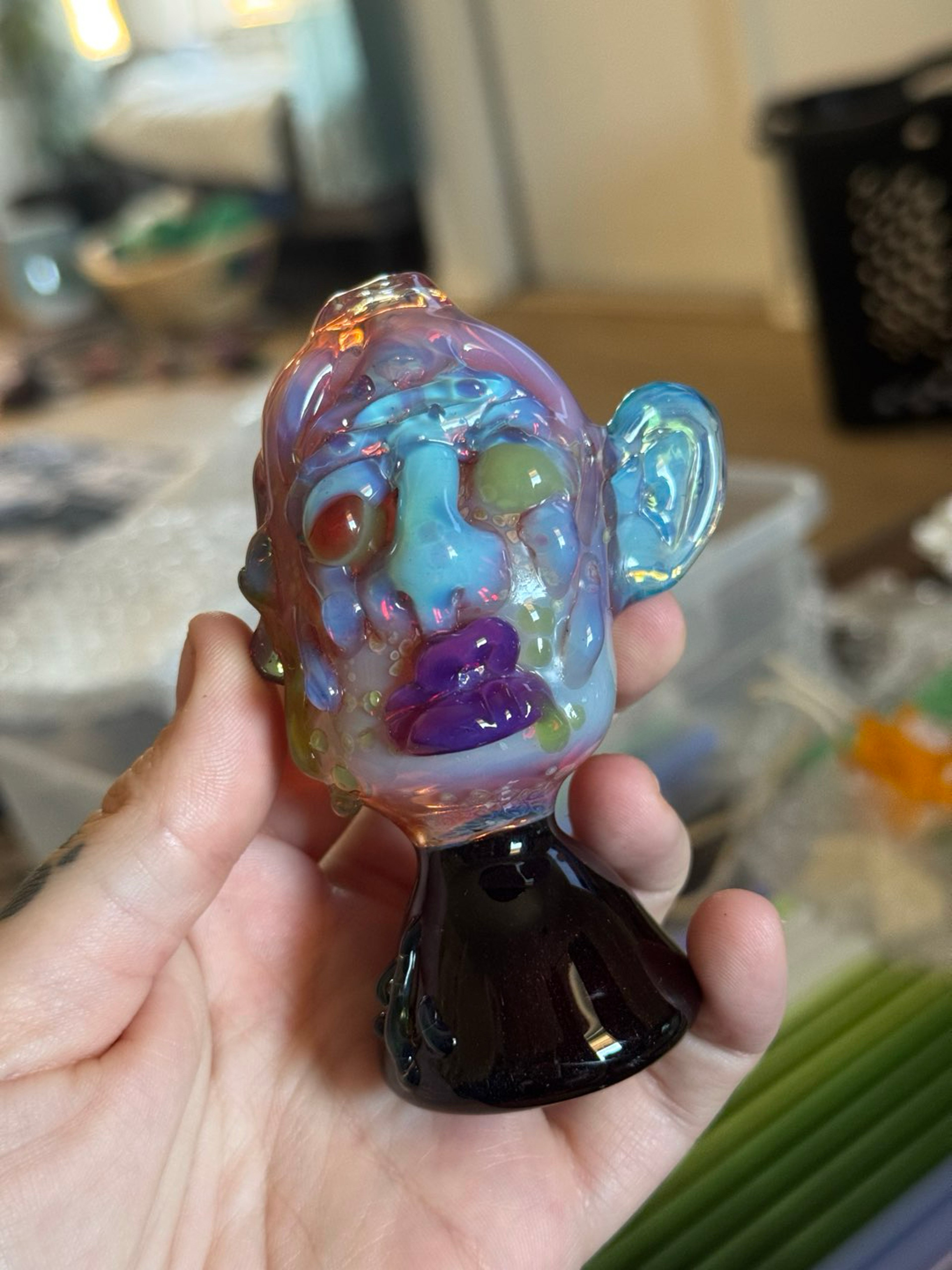 Preview pic of Dilly Glass Puffco Zombie Top