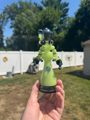 Preview pic of Bug Glass 1/2 Antidote/Potion CFL Robot