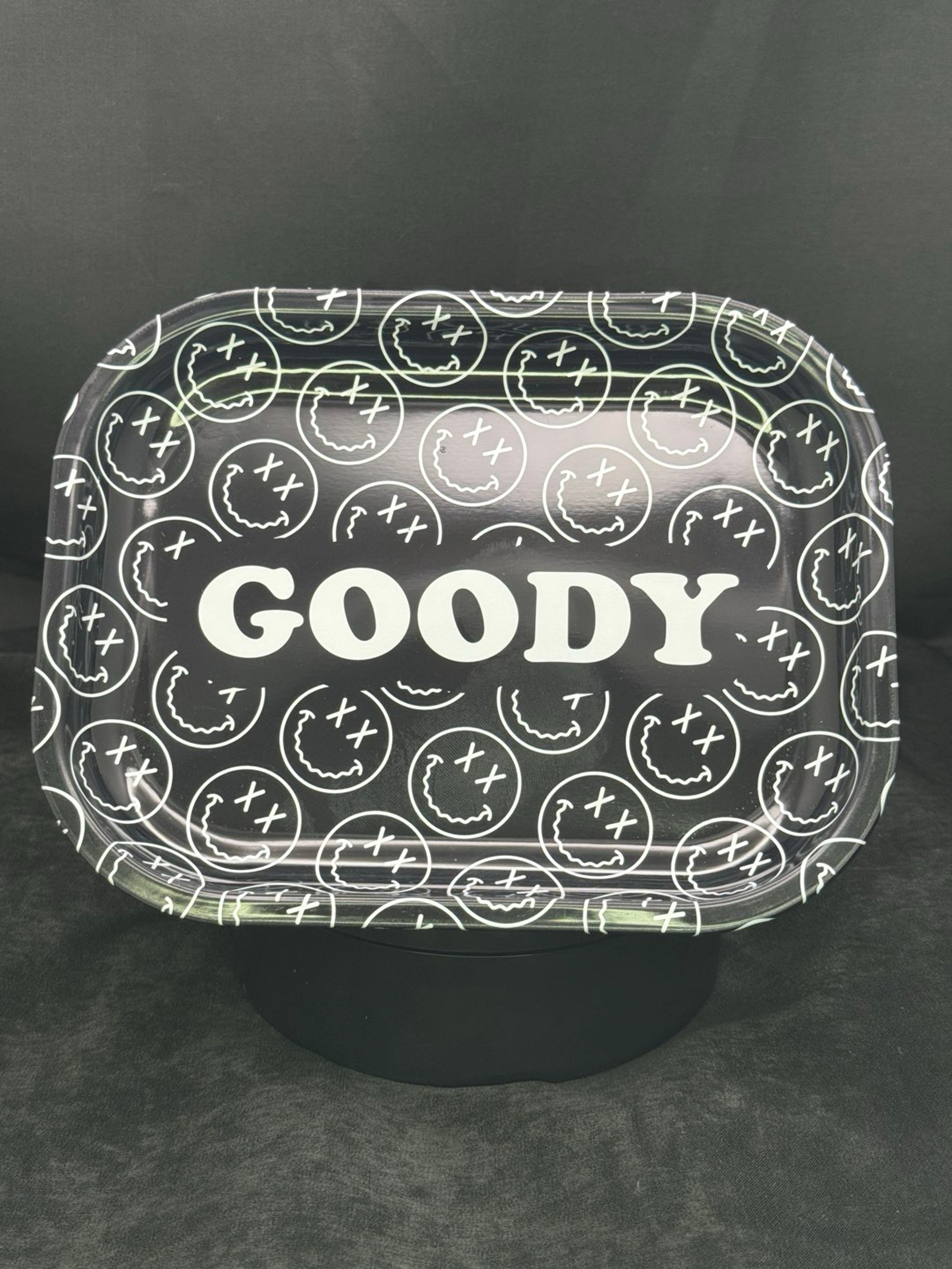 Preview pic of Goody Rolling Tray