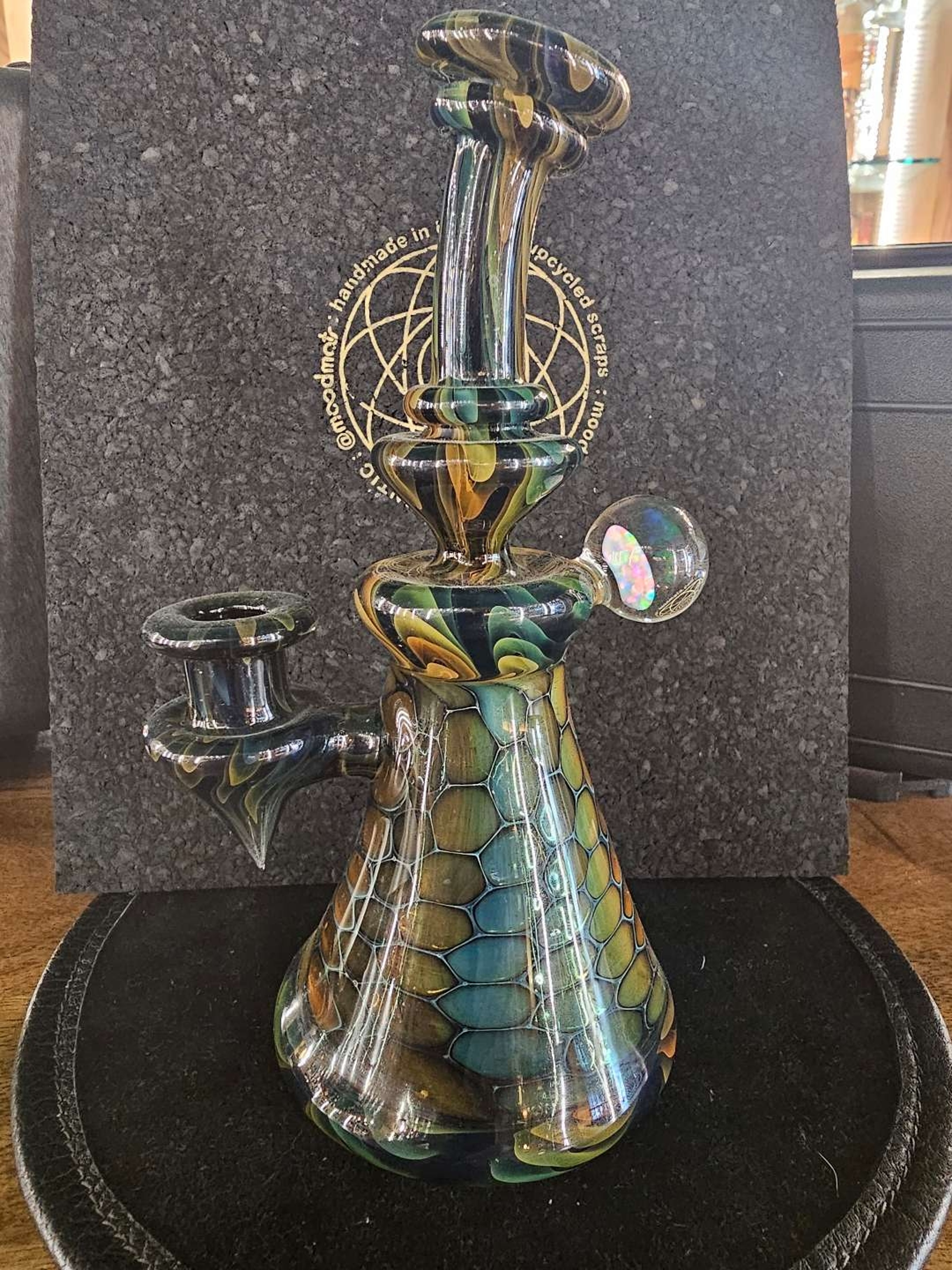 Jakers Glass Fumed Honeycomb image 0