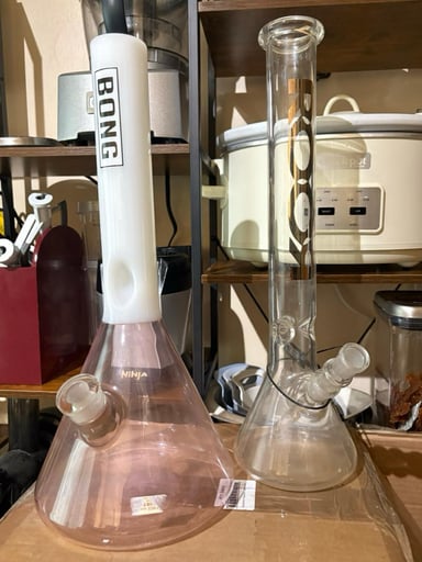 Preview pic of MAV “BONG” - Oversized Beaker