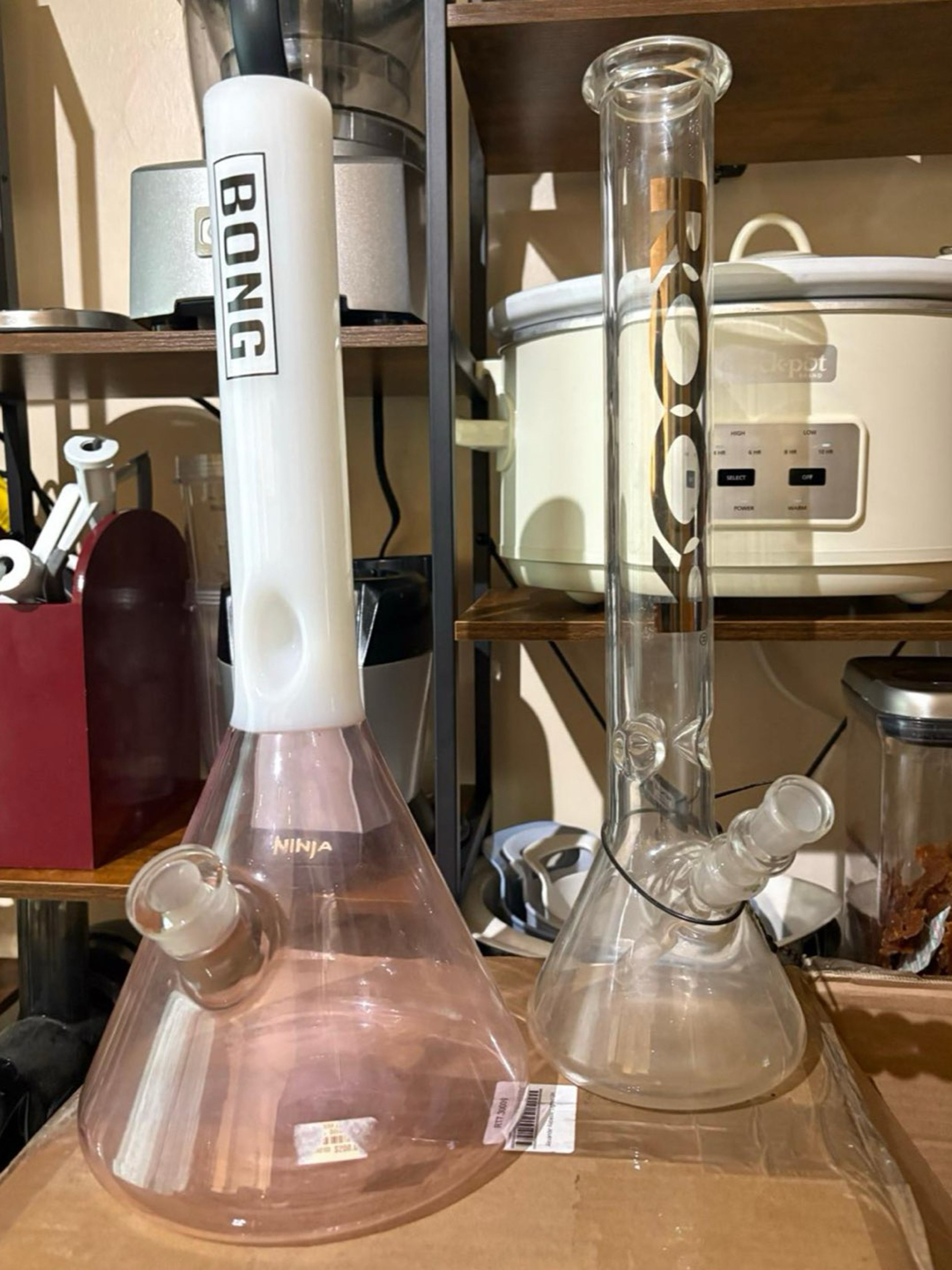Preview pic of MAV “BONG” - Oversized Beaker