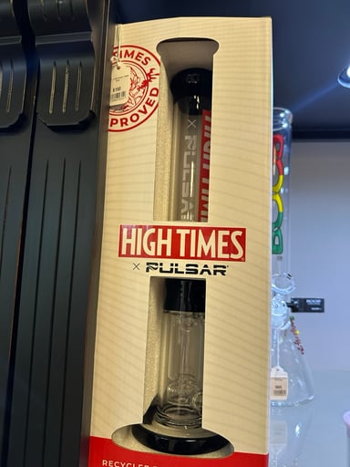 Preview pic of High times x pulsar bong