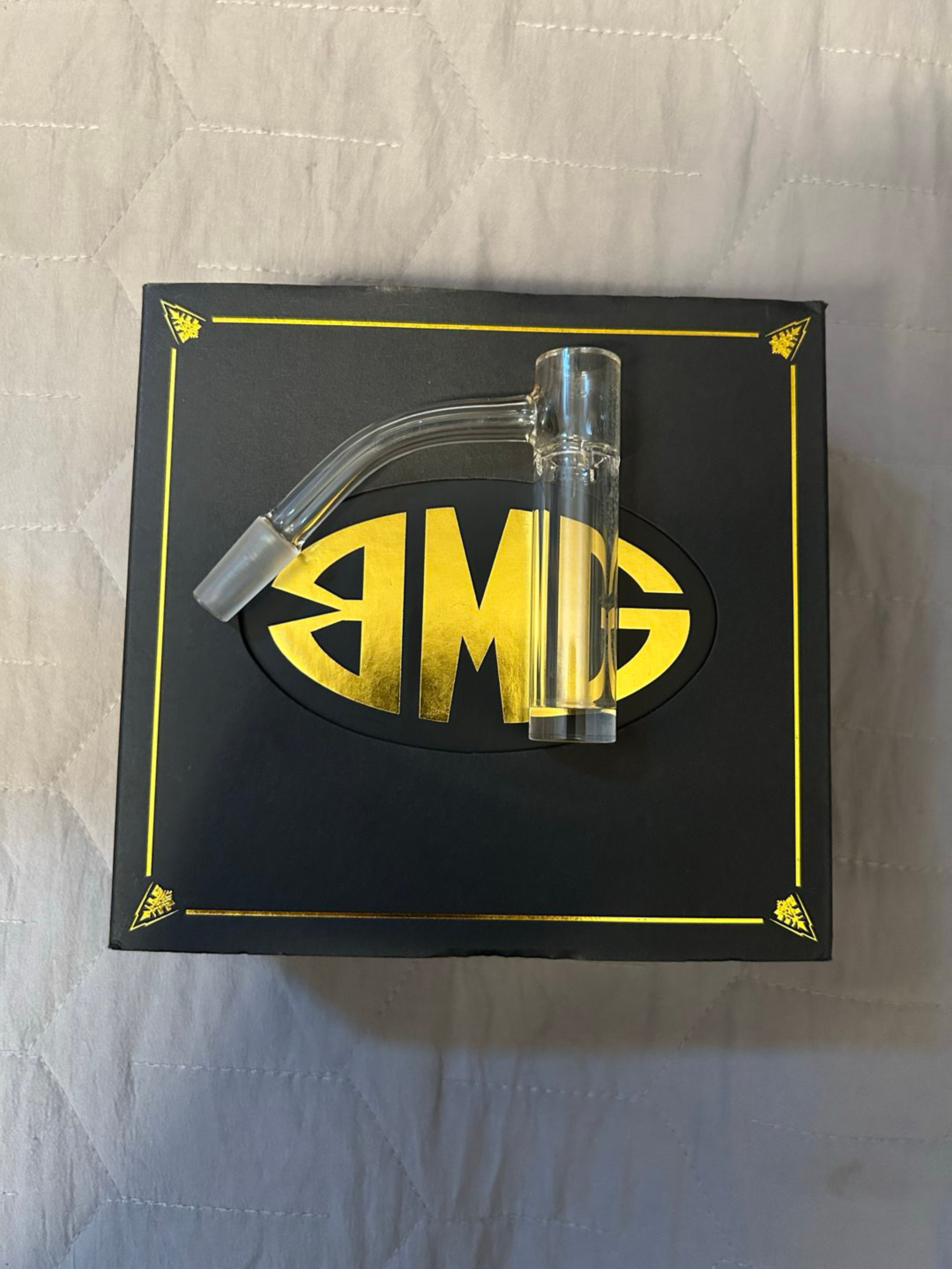 Preview pic of Black Market Glass Globstopper Weekend 10mm & HE Quartz pillar