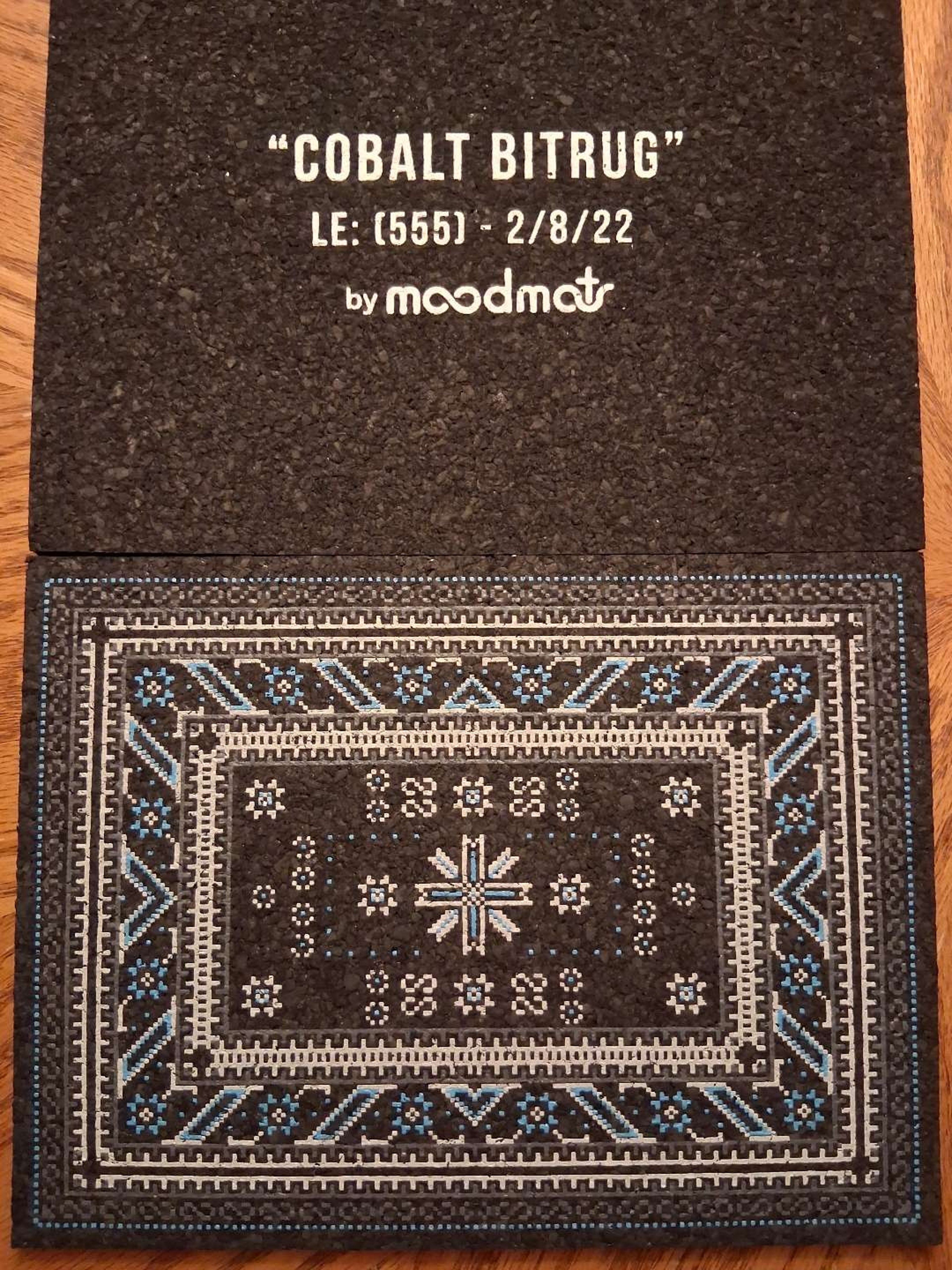 Glow in the dark "Cobalt" Bitrug, Moodmat (UV reactive) image 0