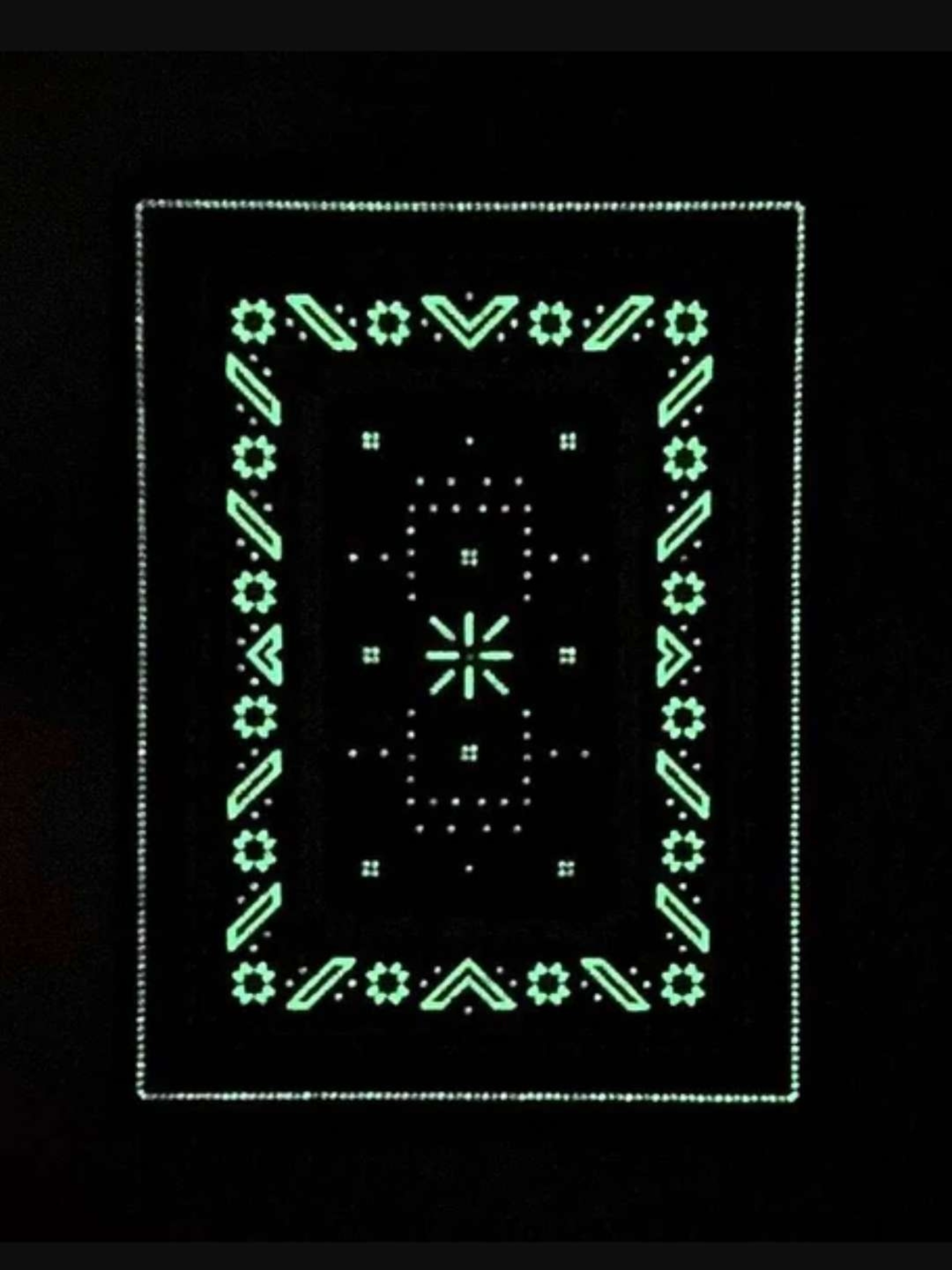 Glow in the dark "Cobalt" Bitrug, Moodmat (UV reactive) image 0