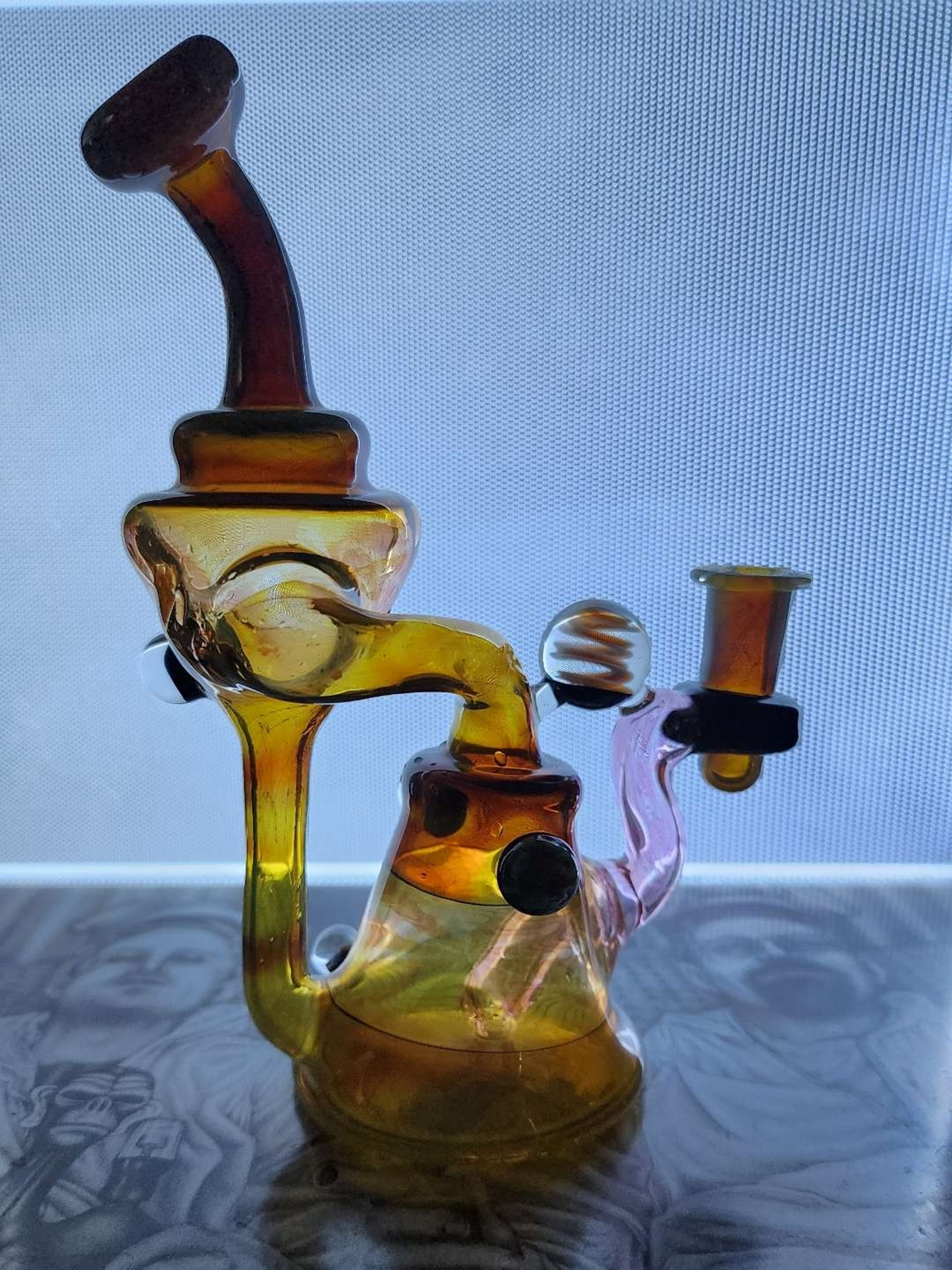 Preview pic of Eios Glass