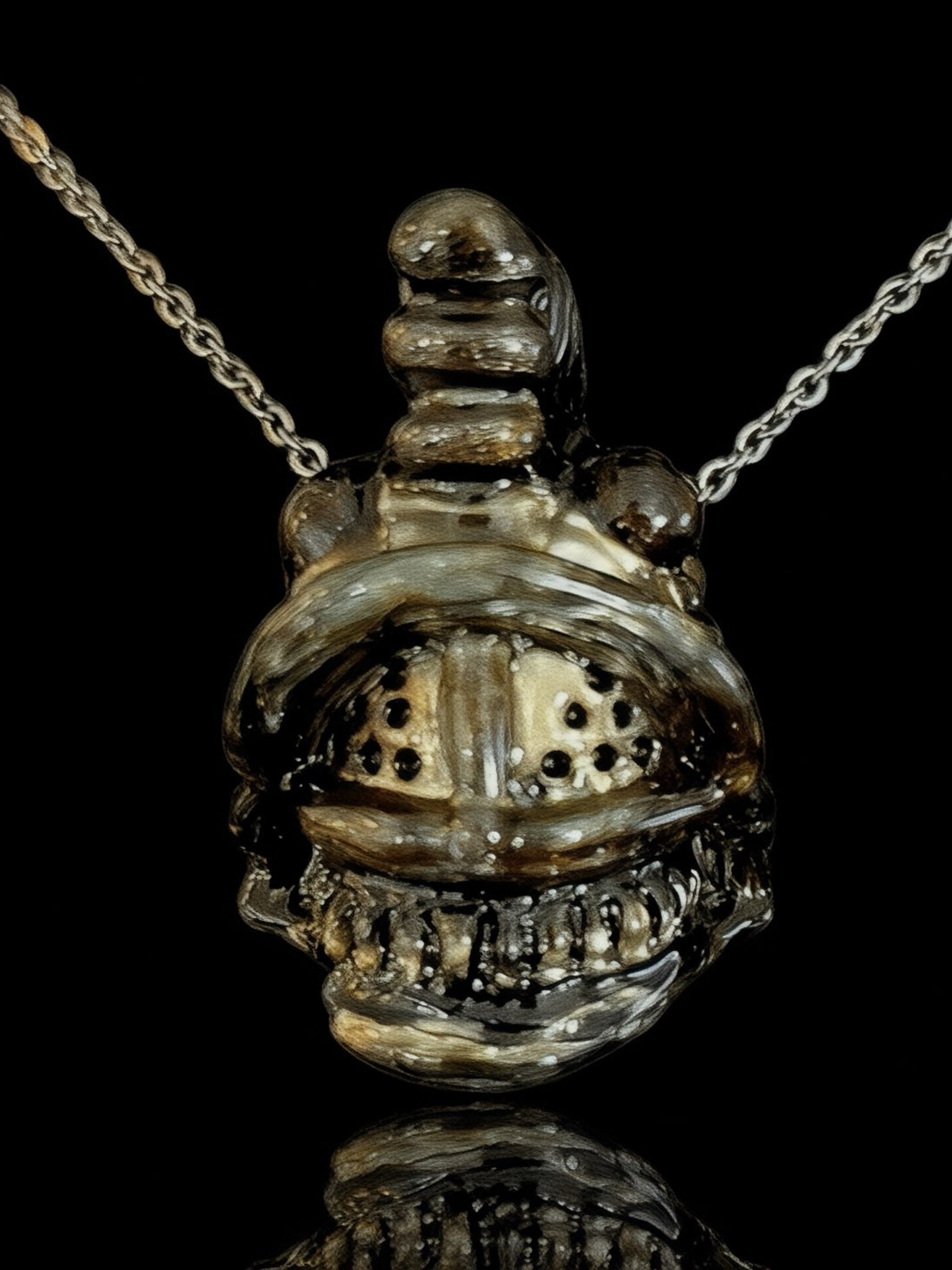 Preview pic of Conversion Glass War Helm #4 Pendant