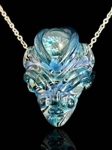 Preview pic of Eusheen x Upgrade Shaman Pendant