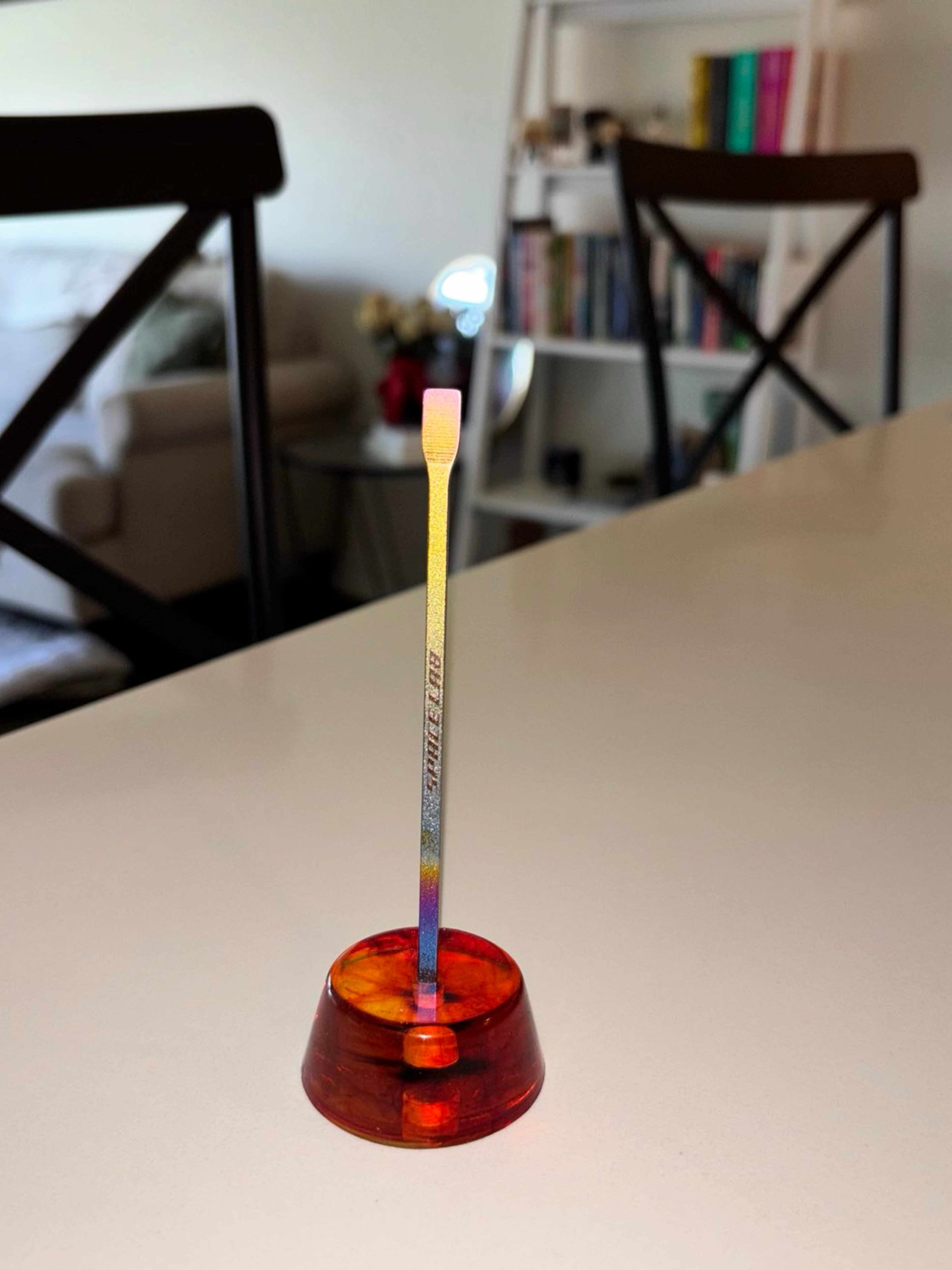 Preview pic of Space lab high grade titanium dabber with stand