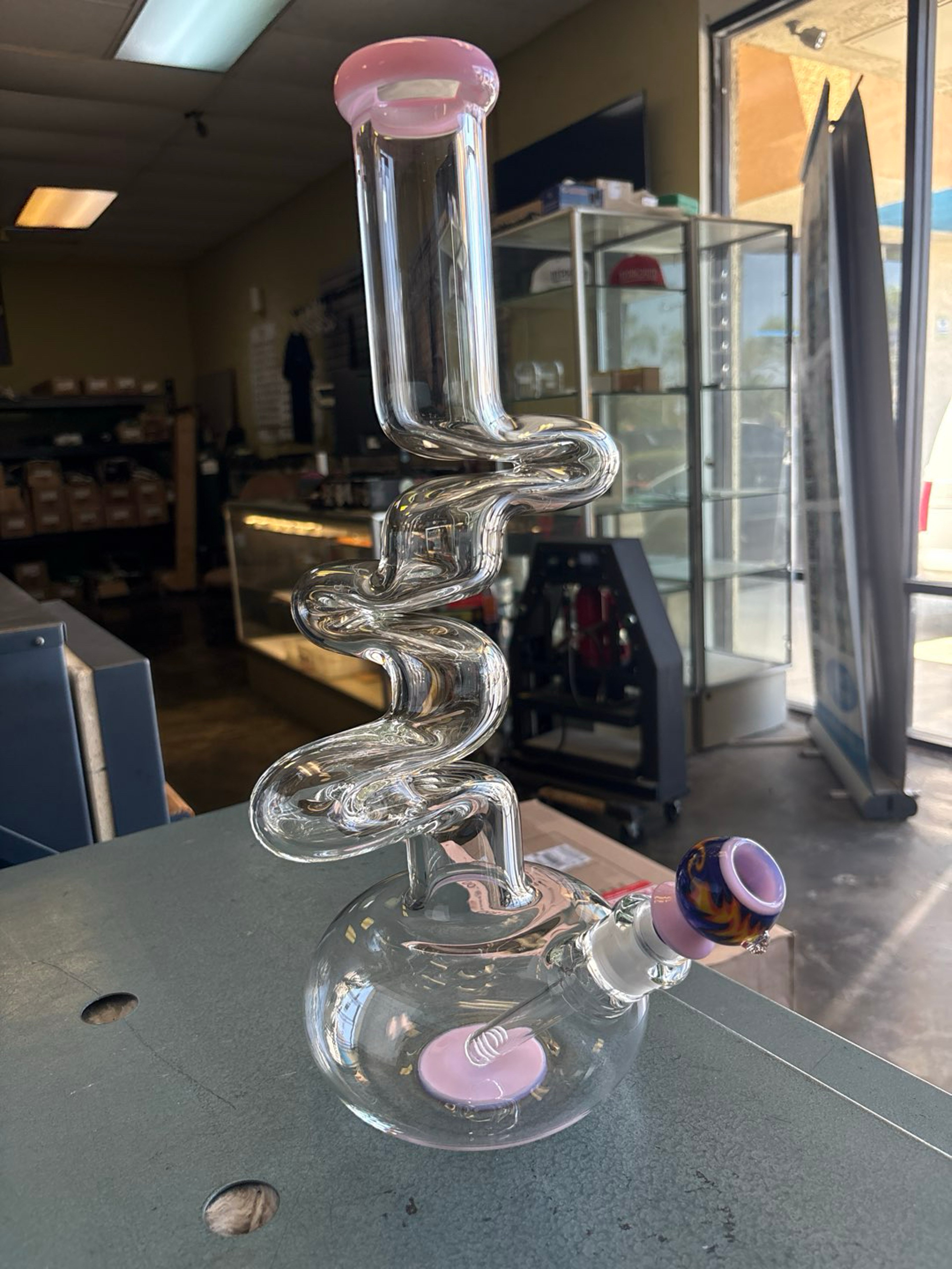 Preview pic of 17” 9mm zong with pink base