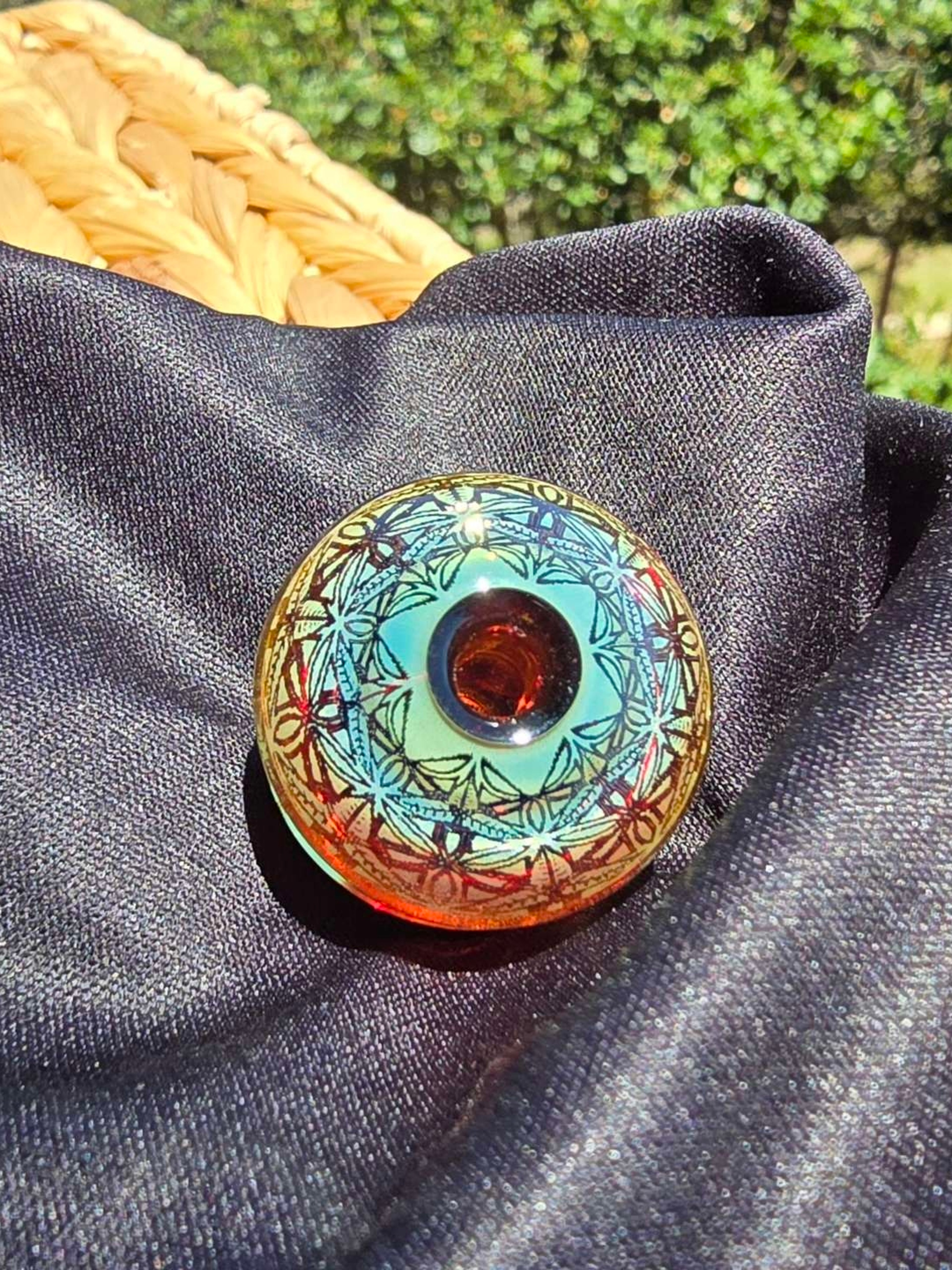Preview pic of Mothership Glass Bead *rare*