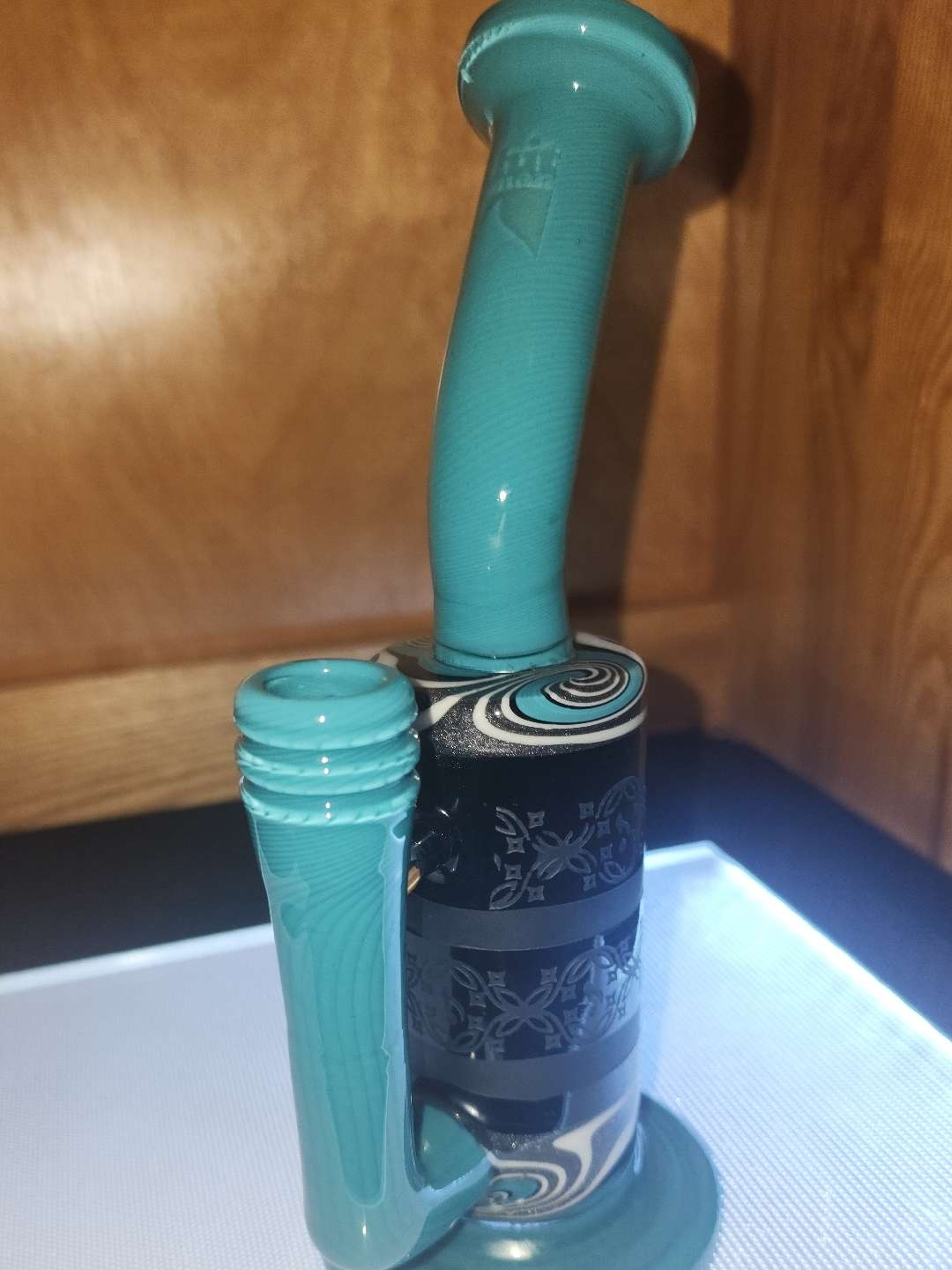Preview pic of Worked Hitman Glass Brilliance Perc Rig (Teal/Wig-Wag)