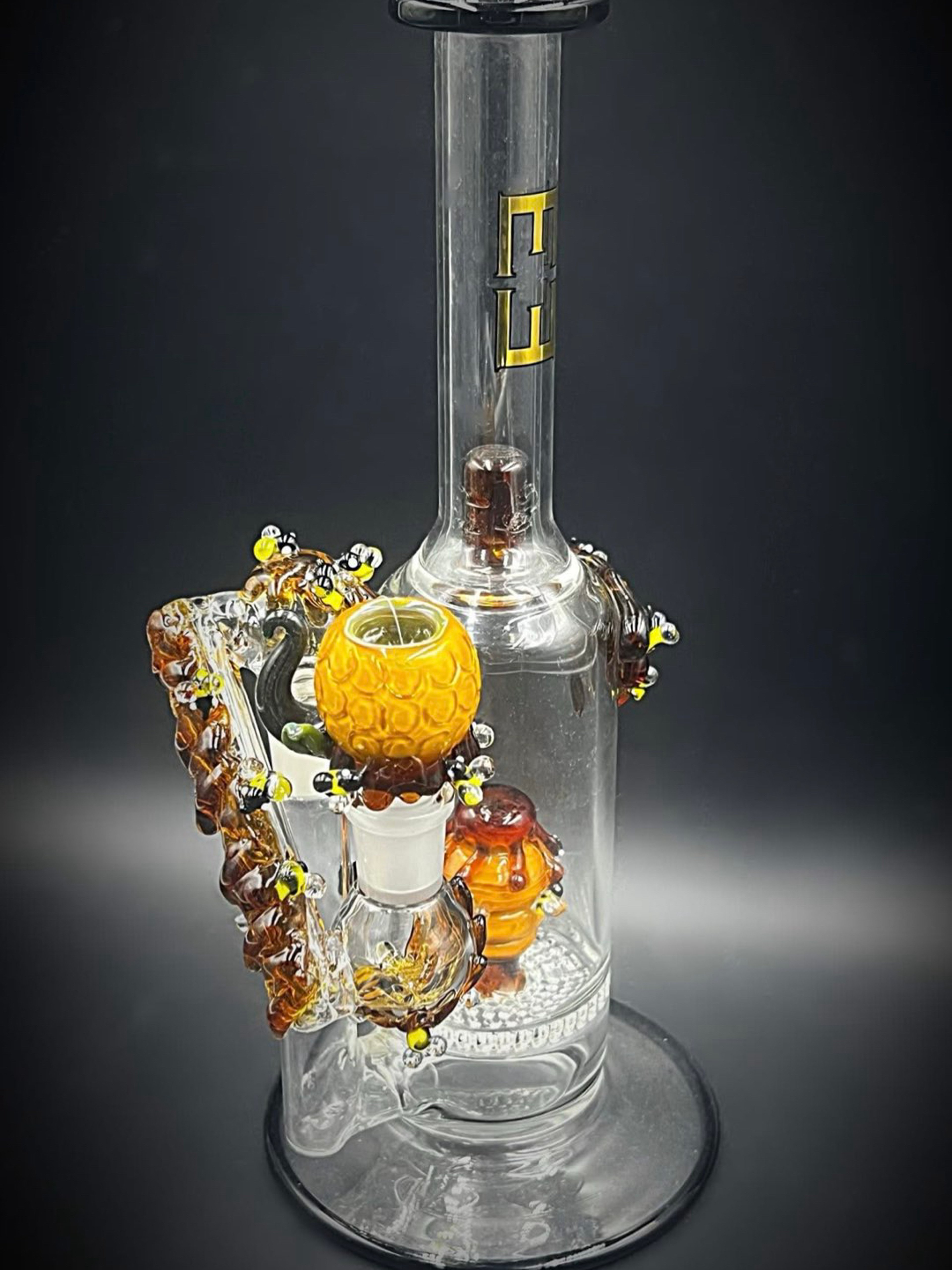 Preview pic of Empire Glassworks Retired Honeybee Rig, Dropdown, and Slide