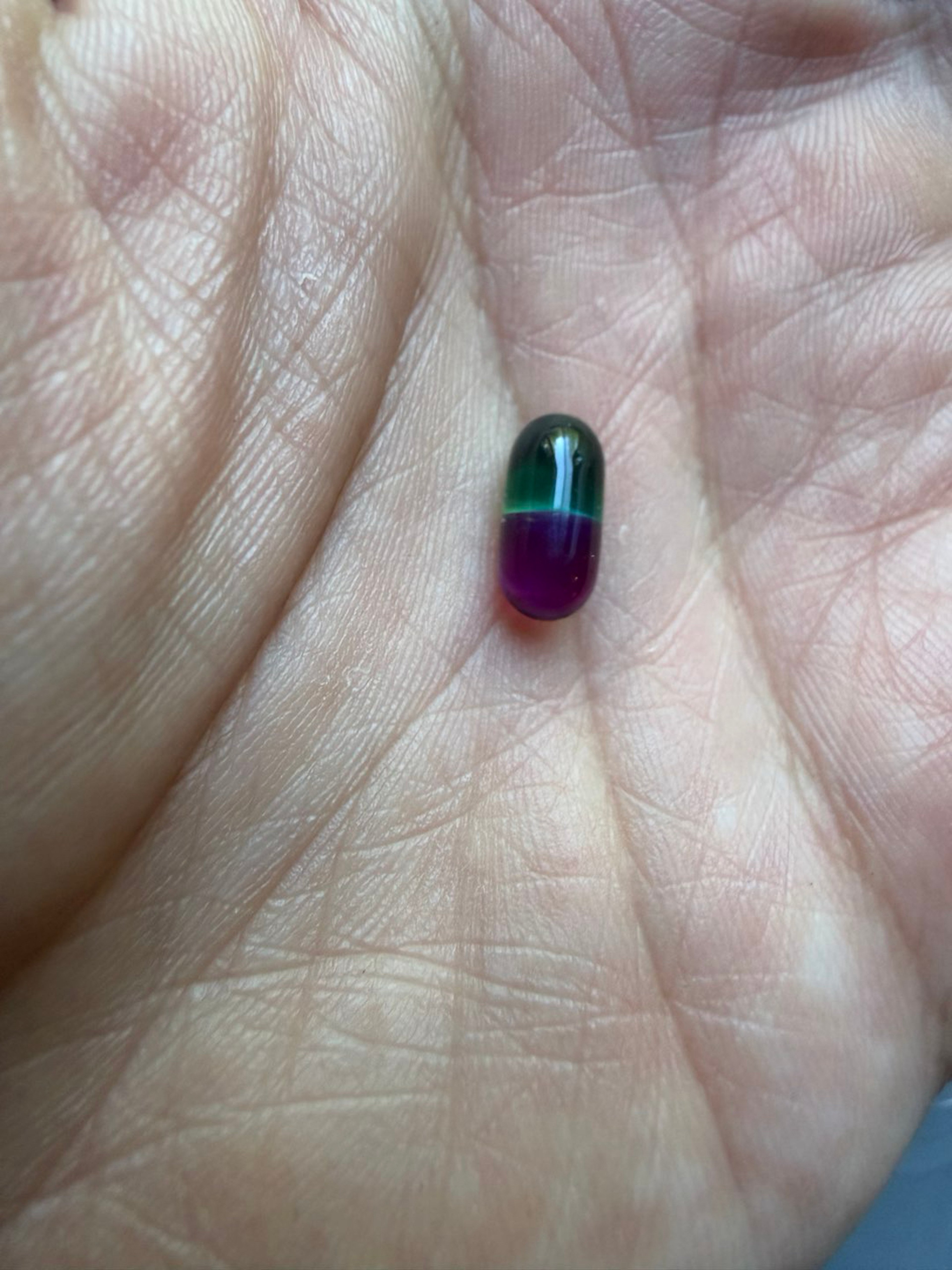 Preview pic of Royal jelly and plantphibian terp capsule for puffco proxy core