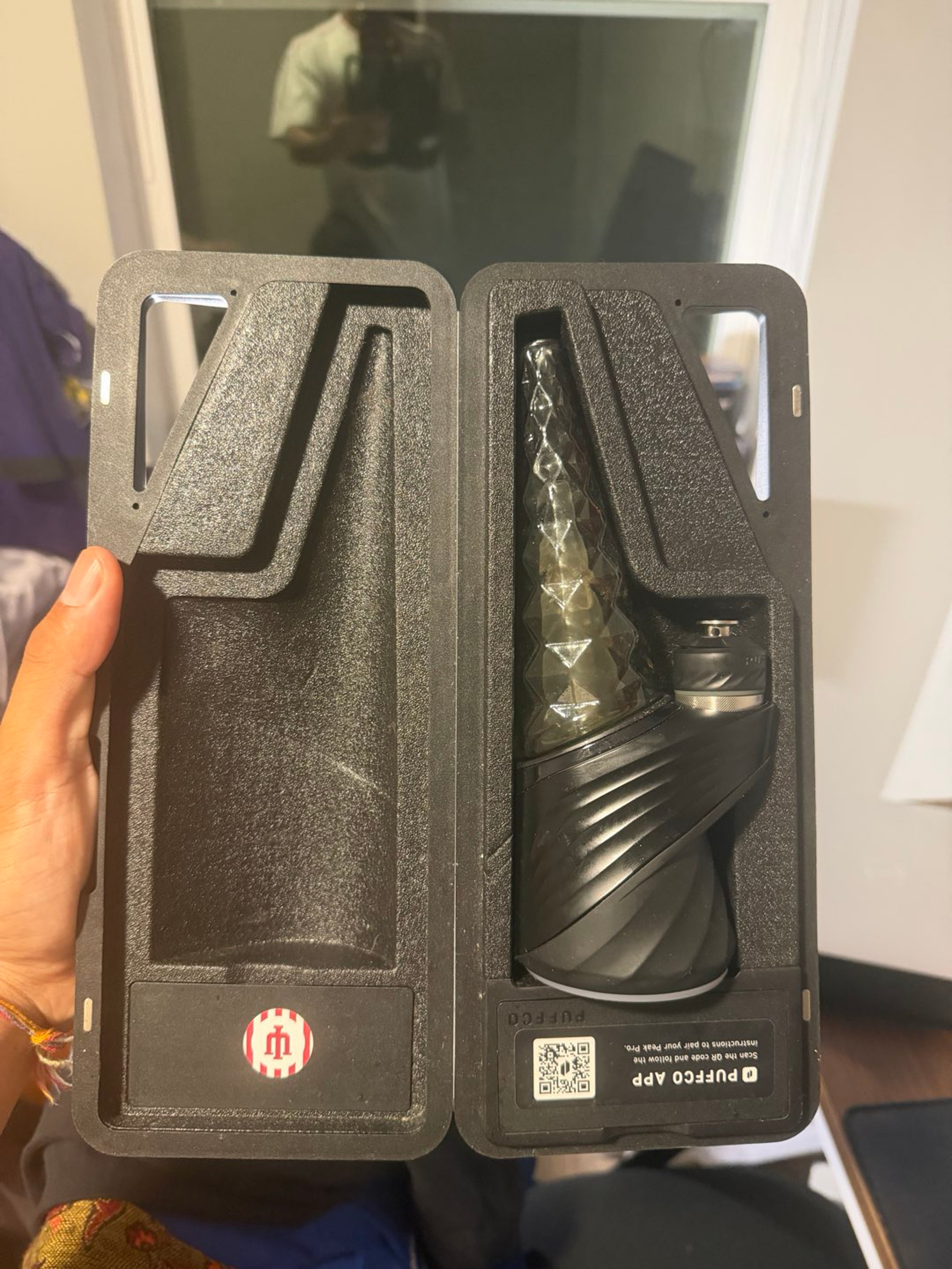 Preview pic of Puffco Peak Pro Custom Glass