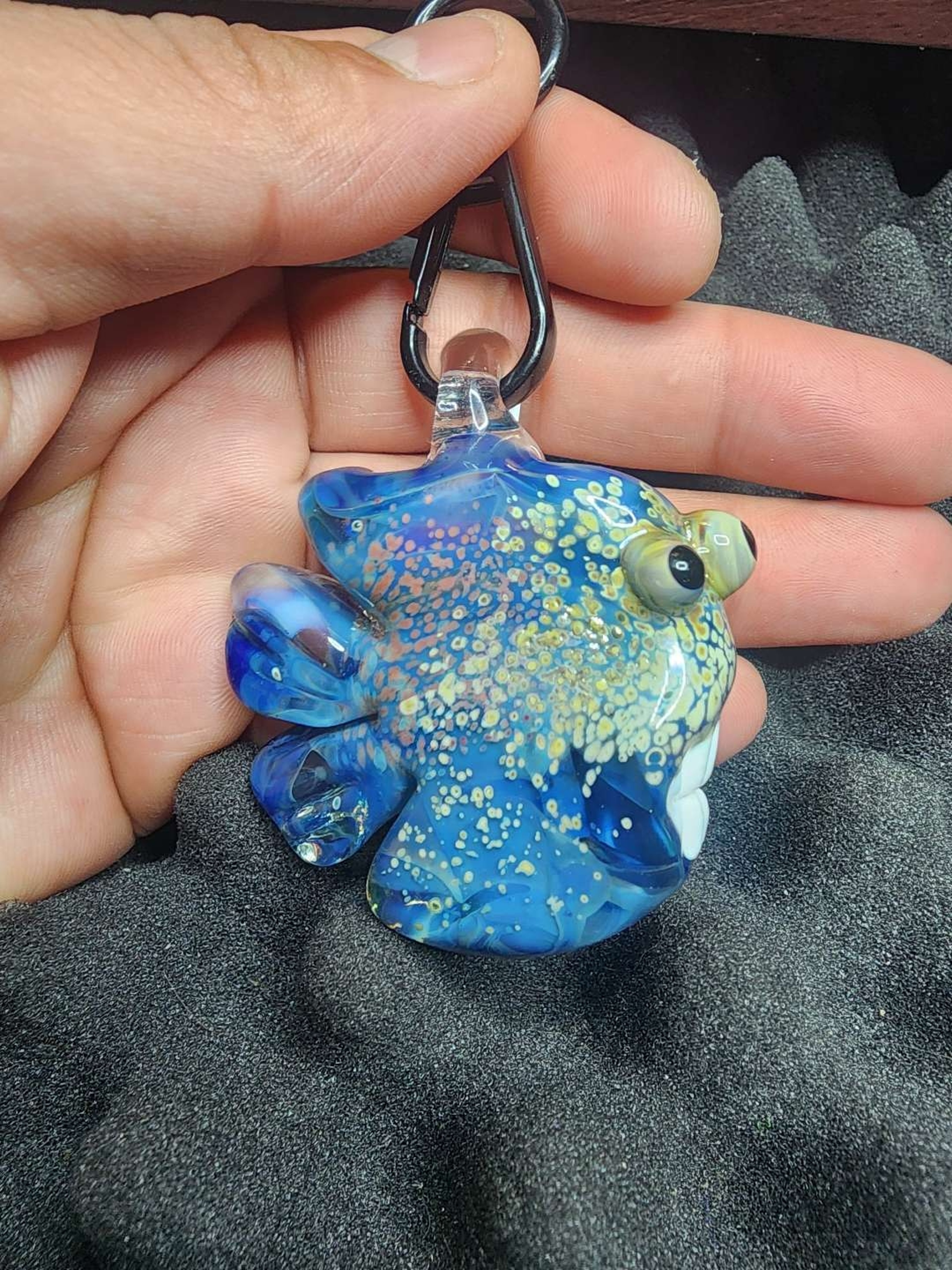 3 eyes Magic Carp pendy image 0