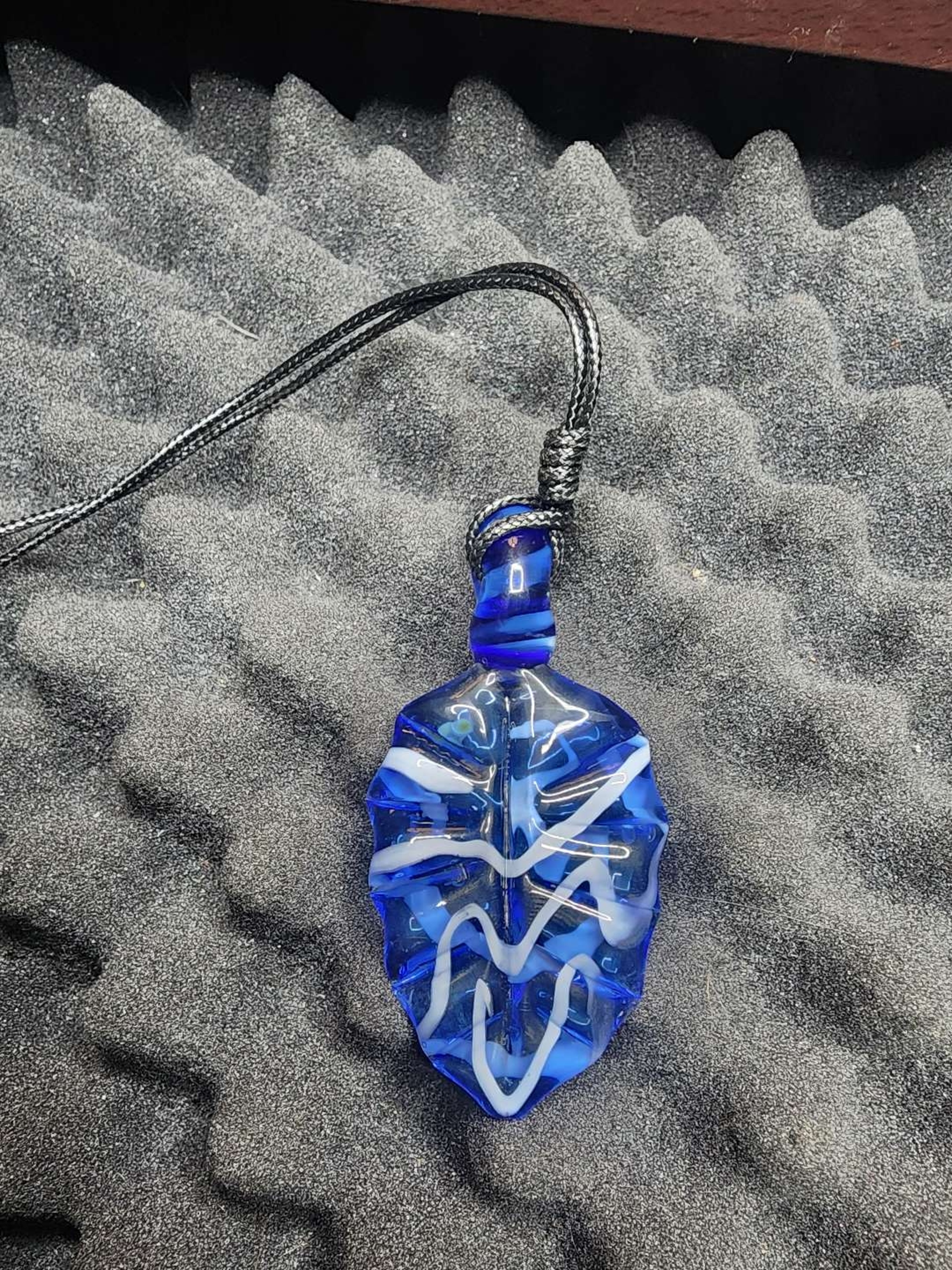 Preview pic of Top Tier Leaf Pendy