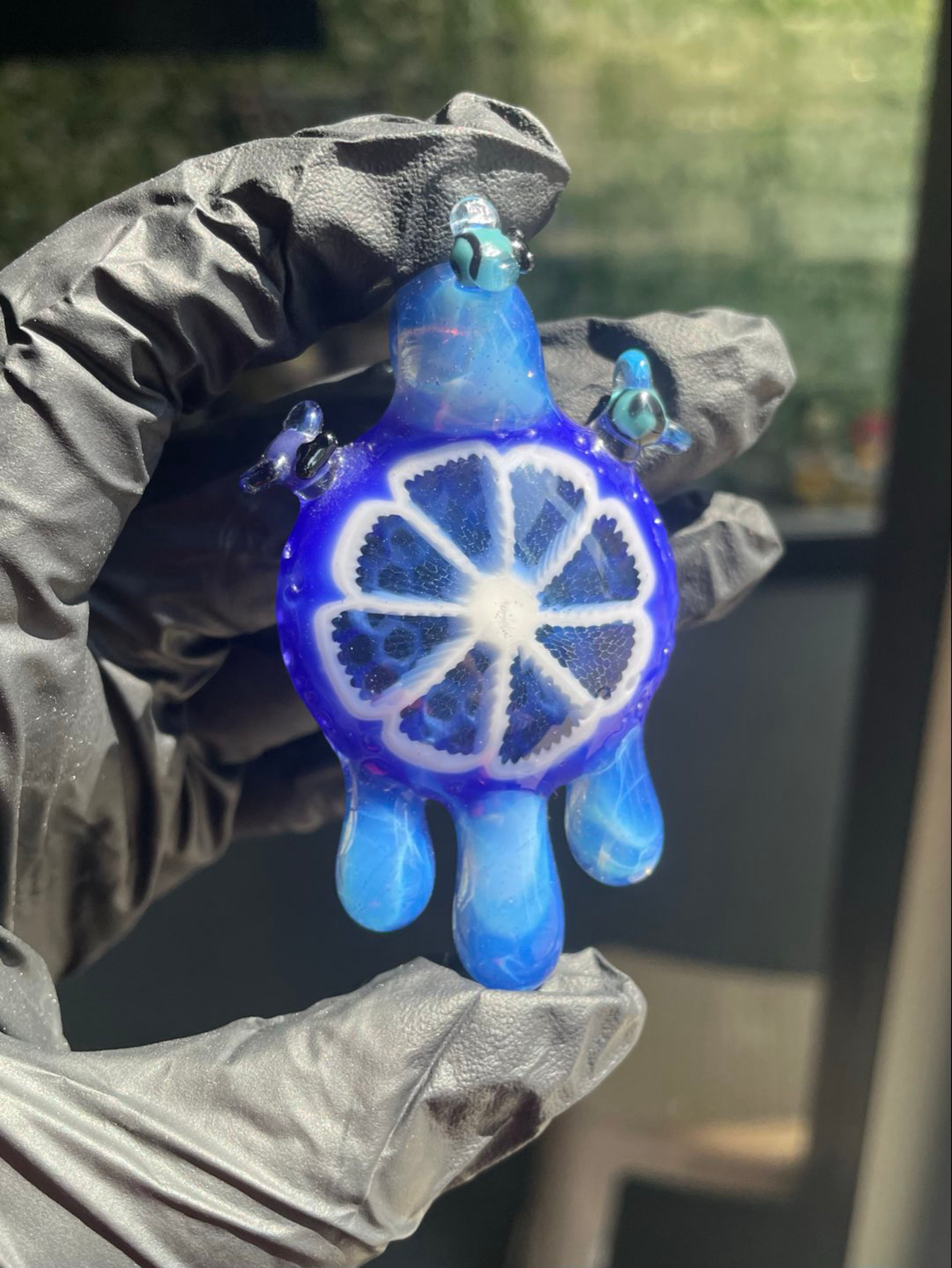 Preview pic of Lyons x Joe P UV Pendy