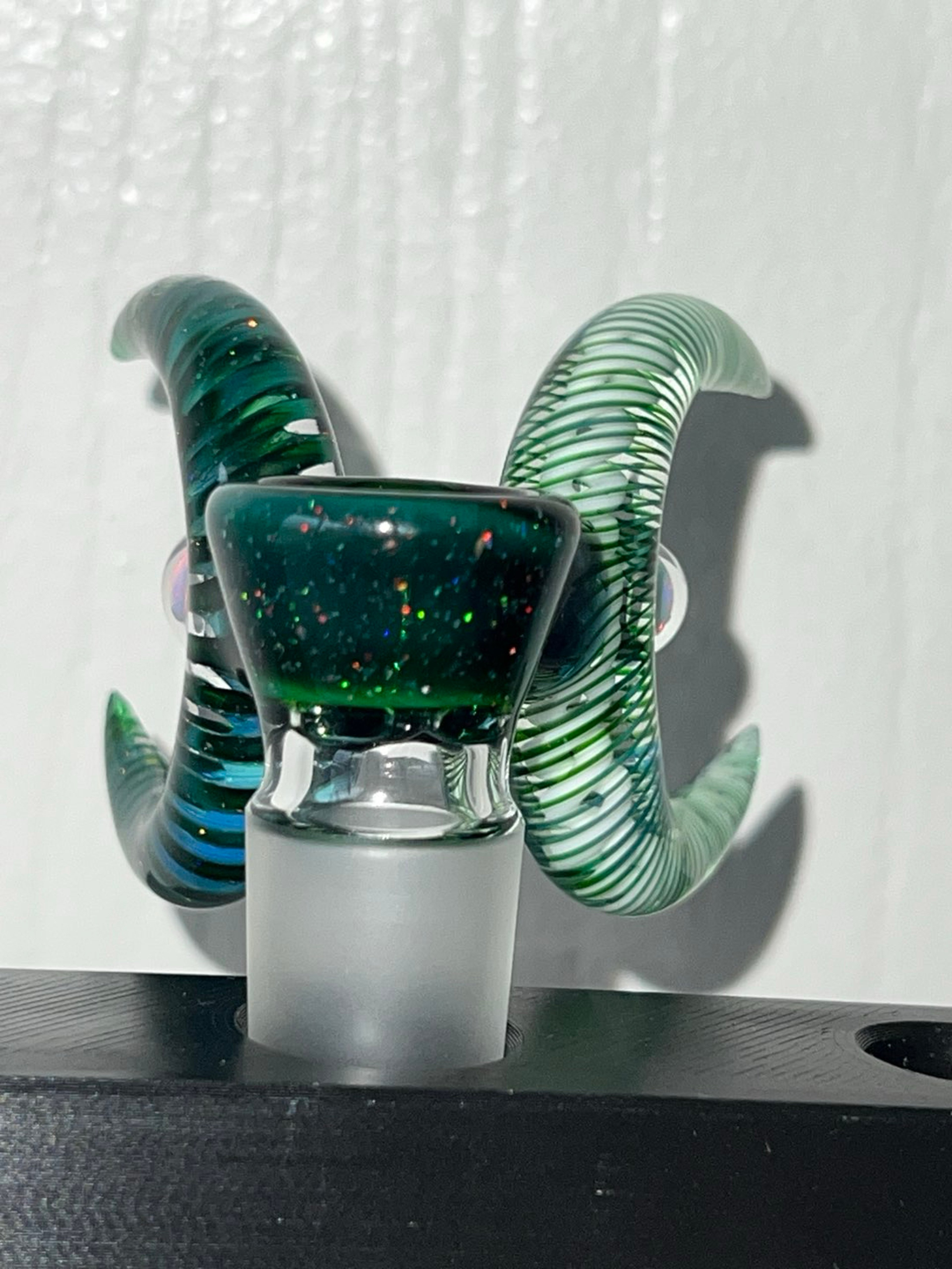 Preview pic of Green Money Crescent guardian