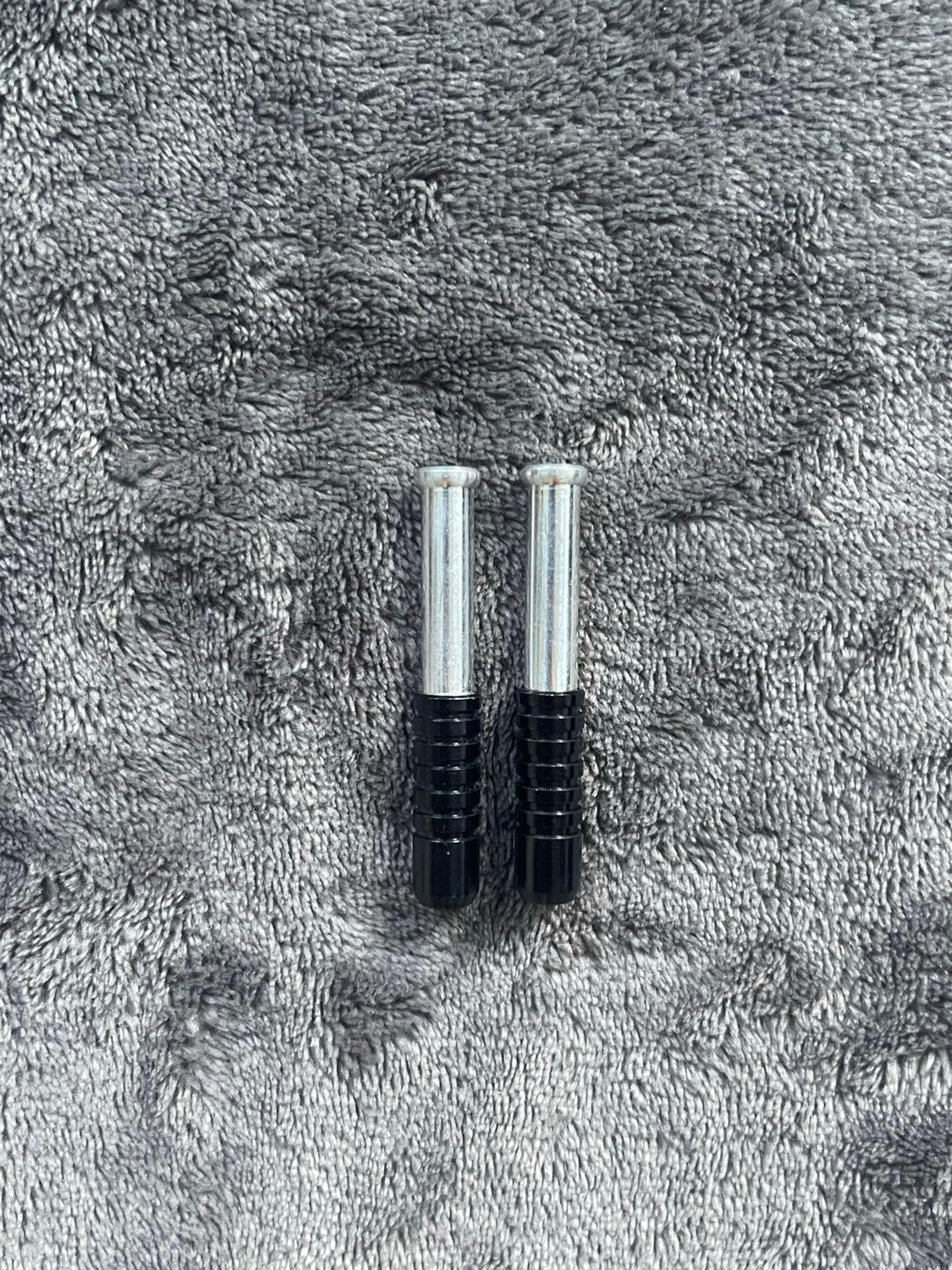 Preview pic of 2 Pcs Small Black Batty