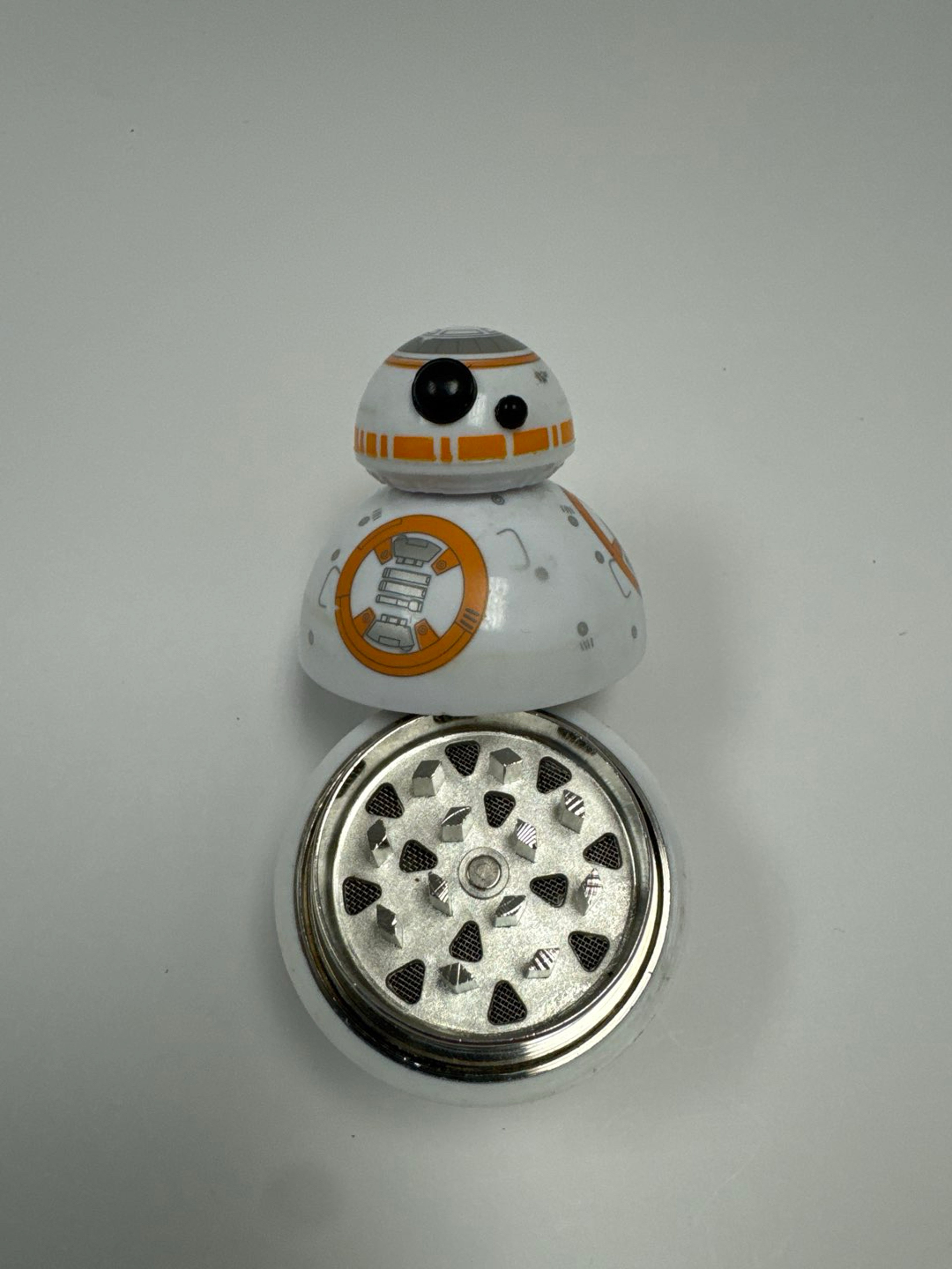Preview pic of R2-D2 functional grinder two piece cute af !