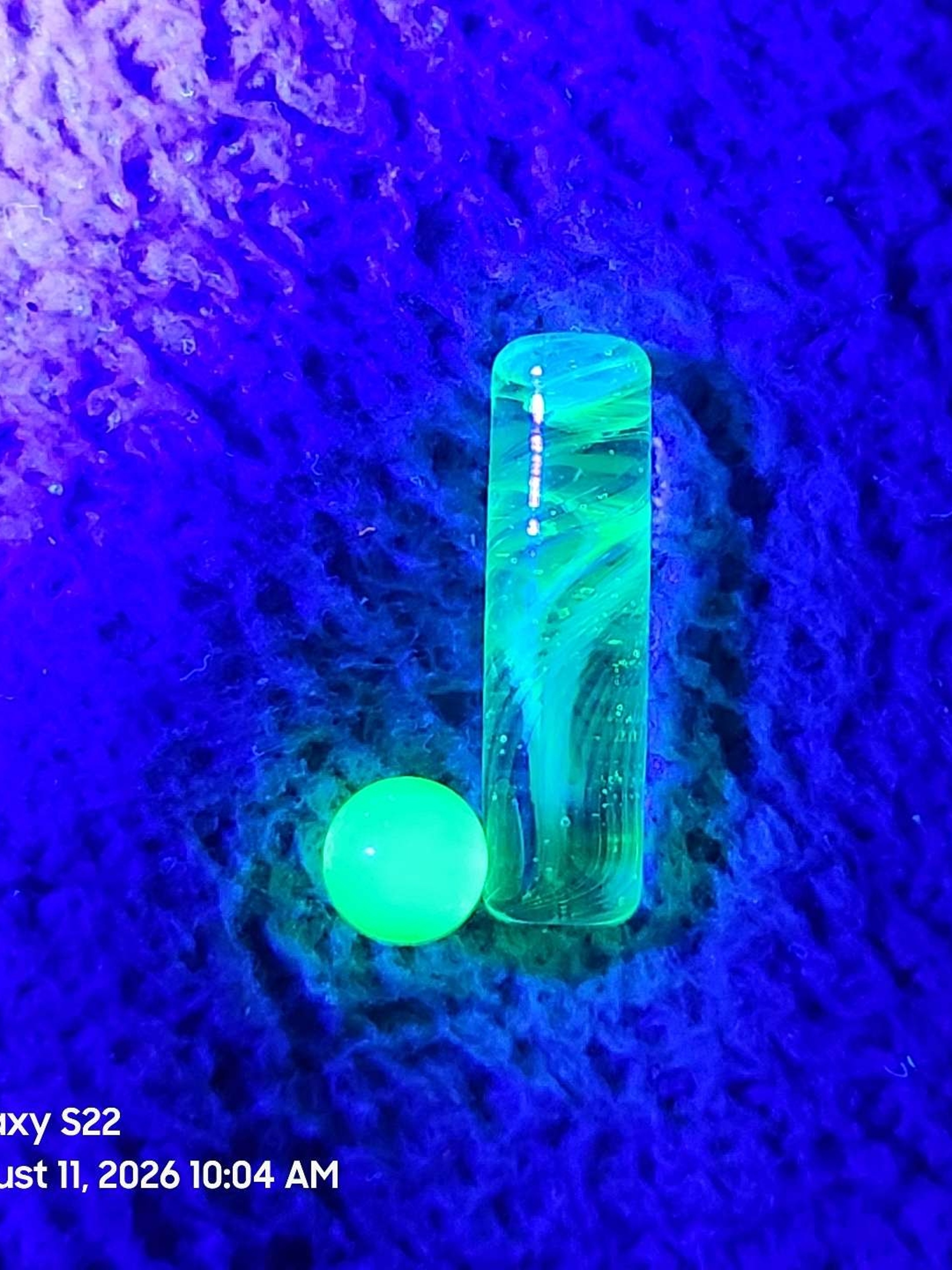 Illuminati Pillar and pearl image 0