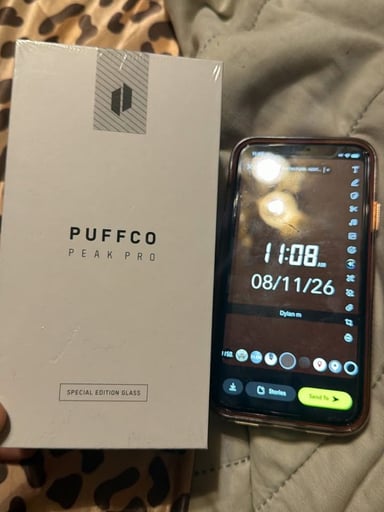 Preview pic of Rare sealed Puffco unicorn opal