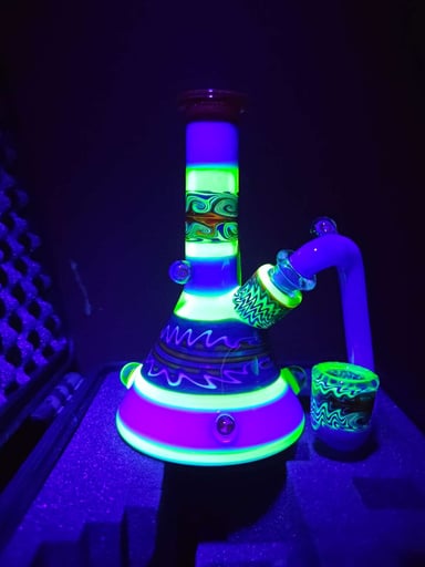 Preview pic of E ross 4.0 UV Mini Beaker